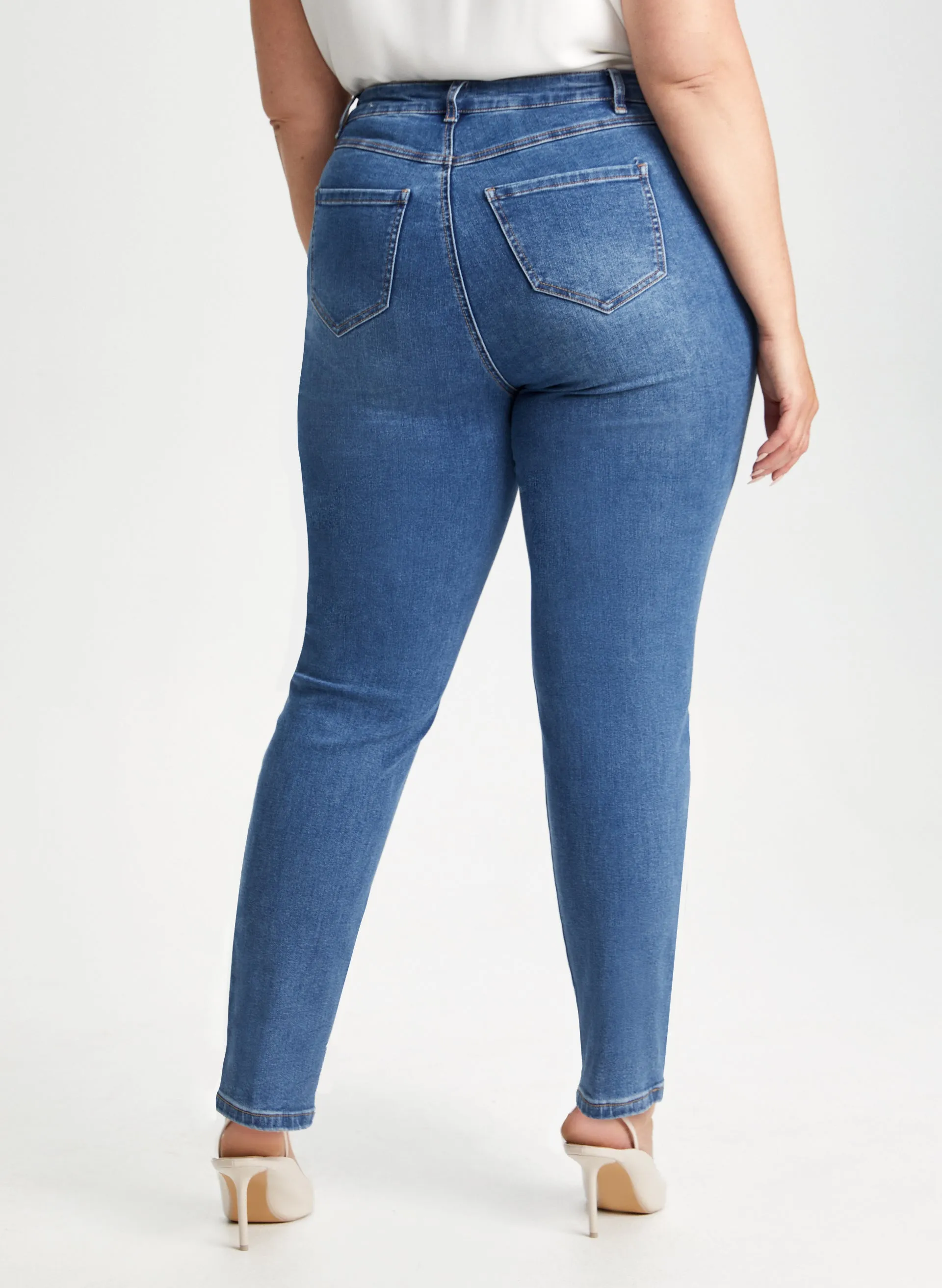 Essential High Rise Slim Leg Jeans sold by Laura product image thumbnail 2