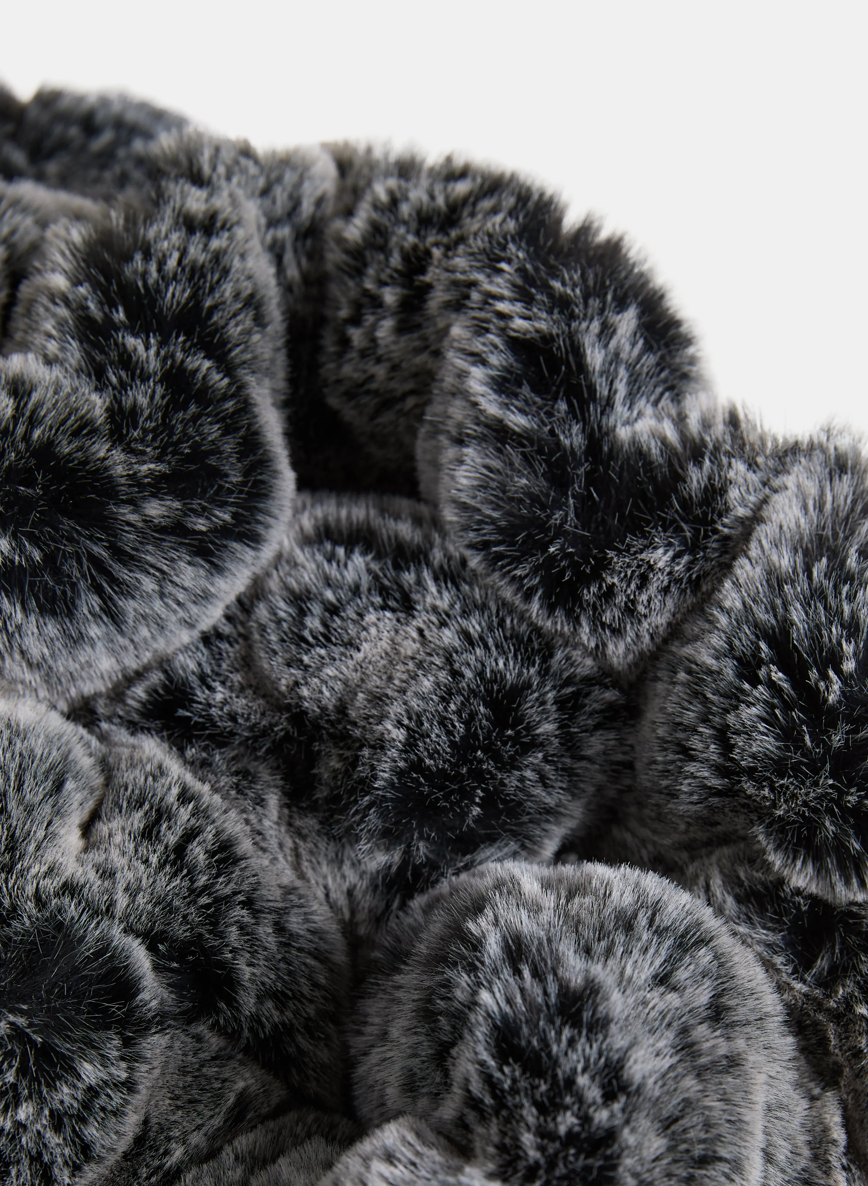 Faux-Fur Scarf sold by Laura product image thumbnail 2