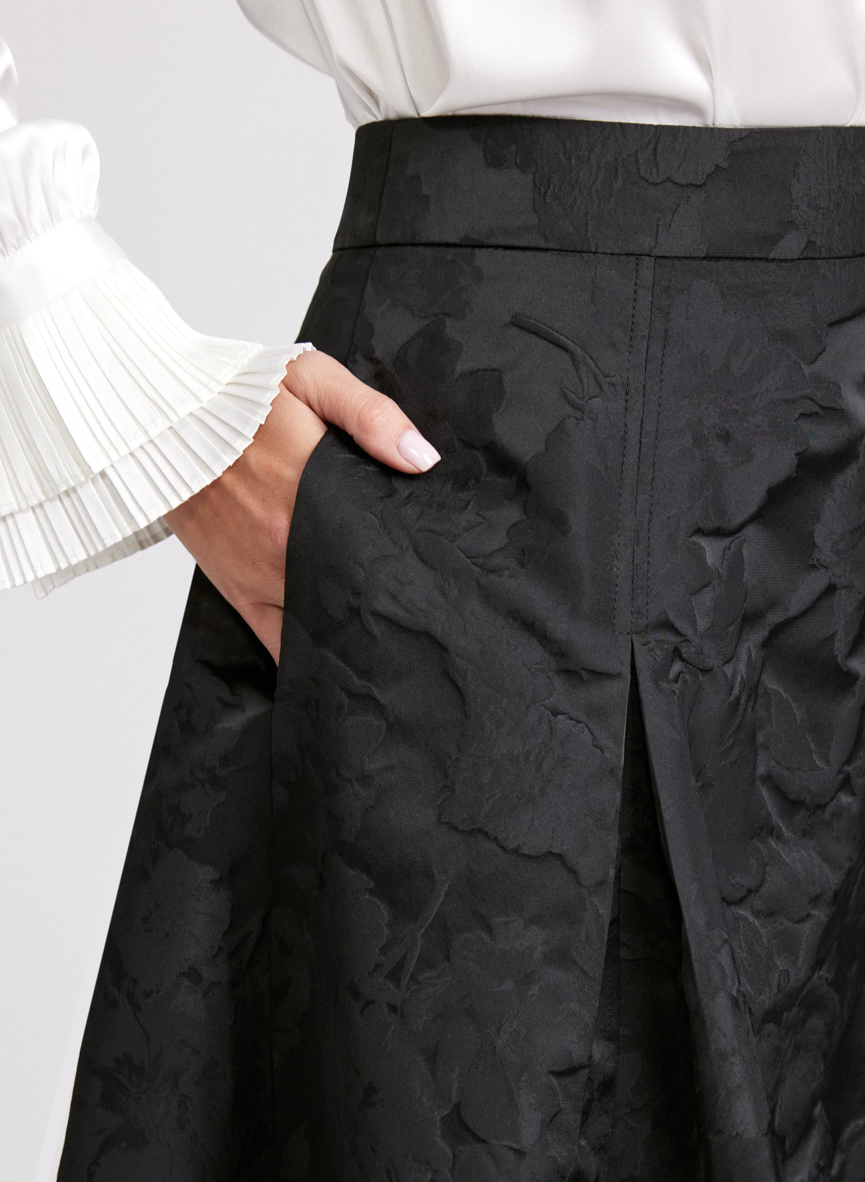 Jacquard Midi Skirt sold by Laura product image thumbnail 5