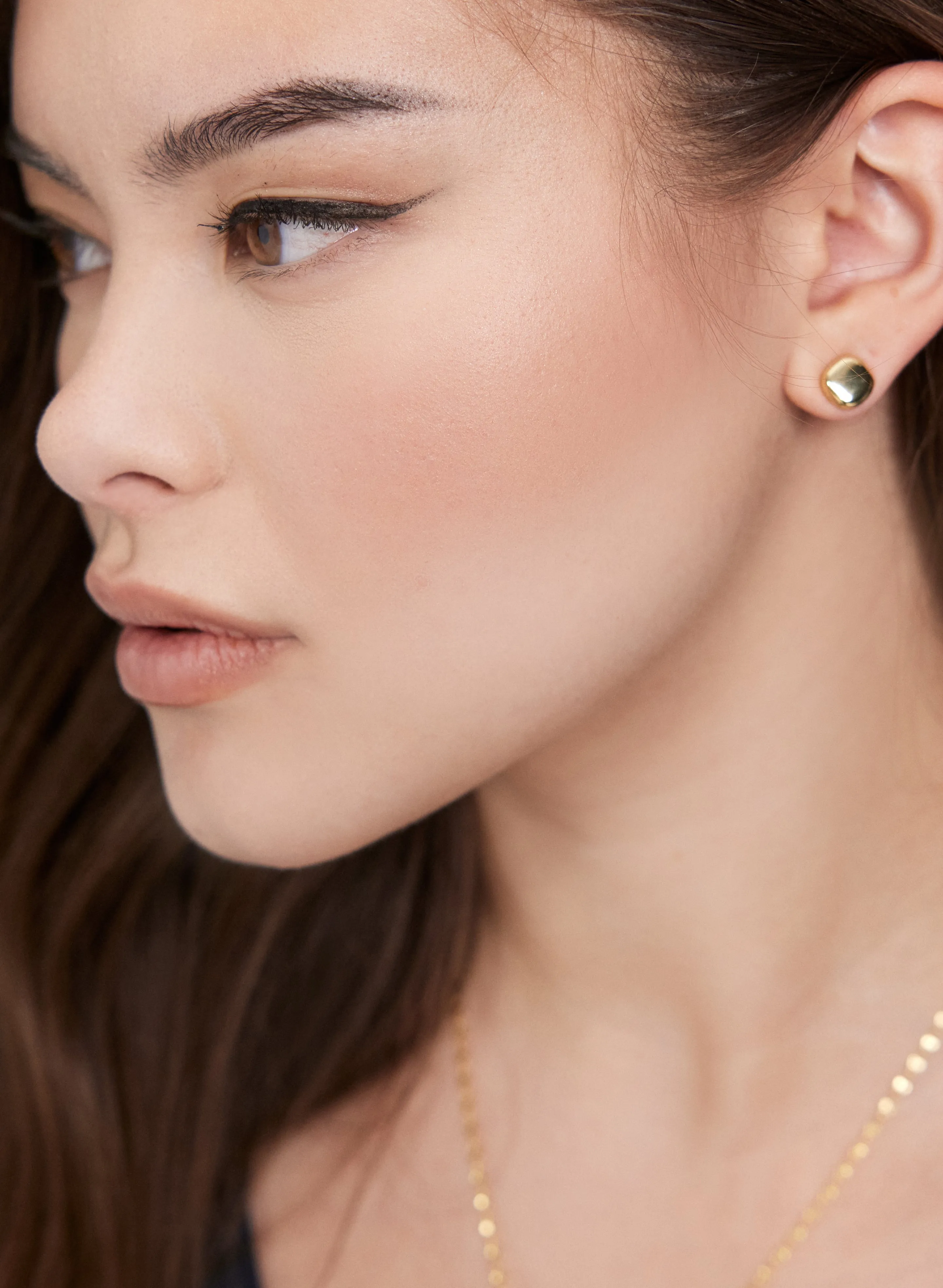 Round Stud Earrings sold by Laura product image thumbnail 2