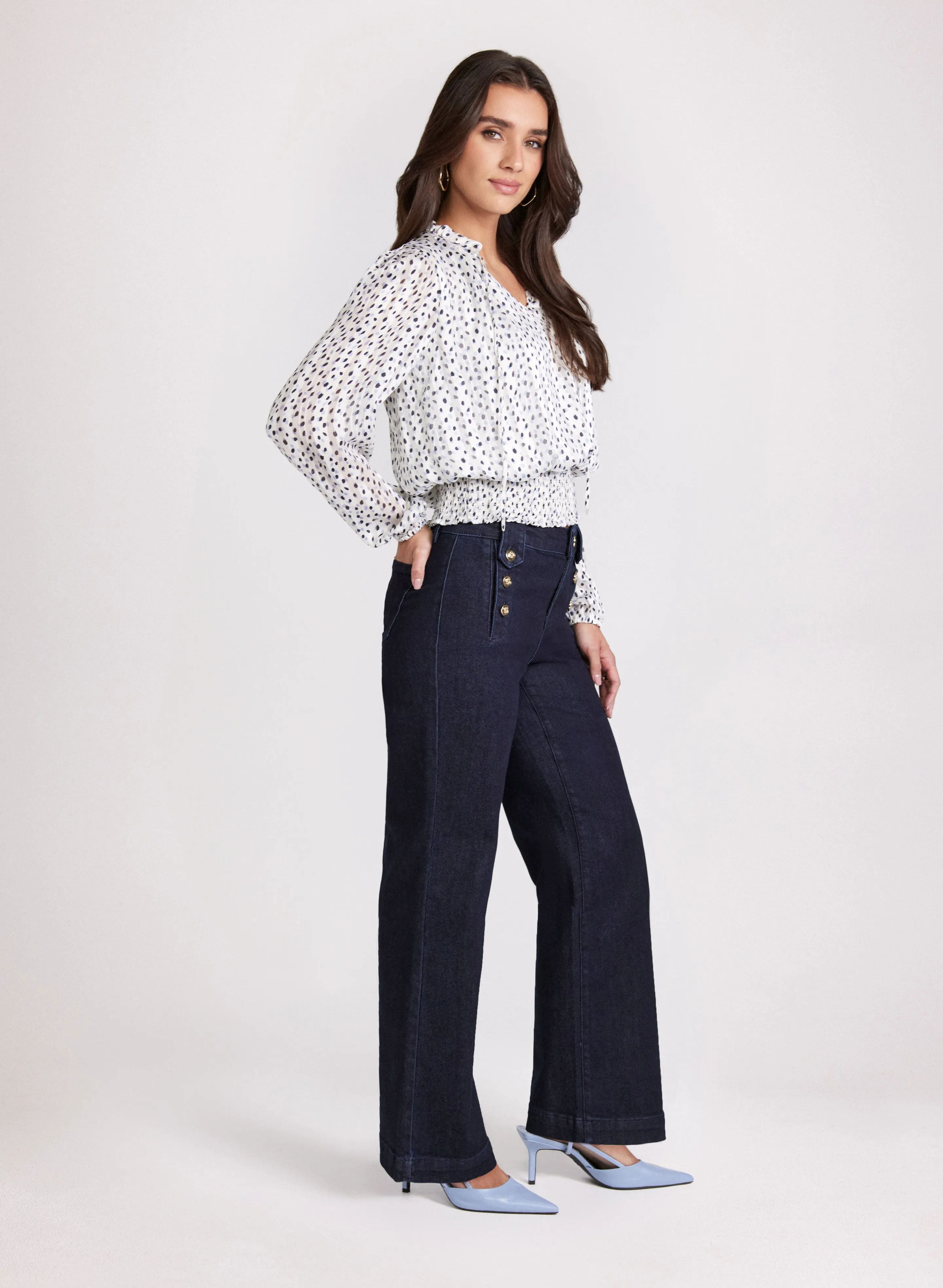 Embossed Button Wide-Leg Jeans sold by Laura product image thumbnail 4