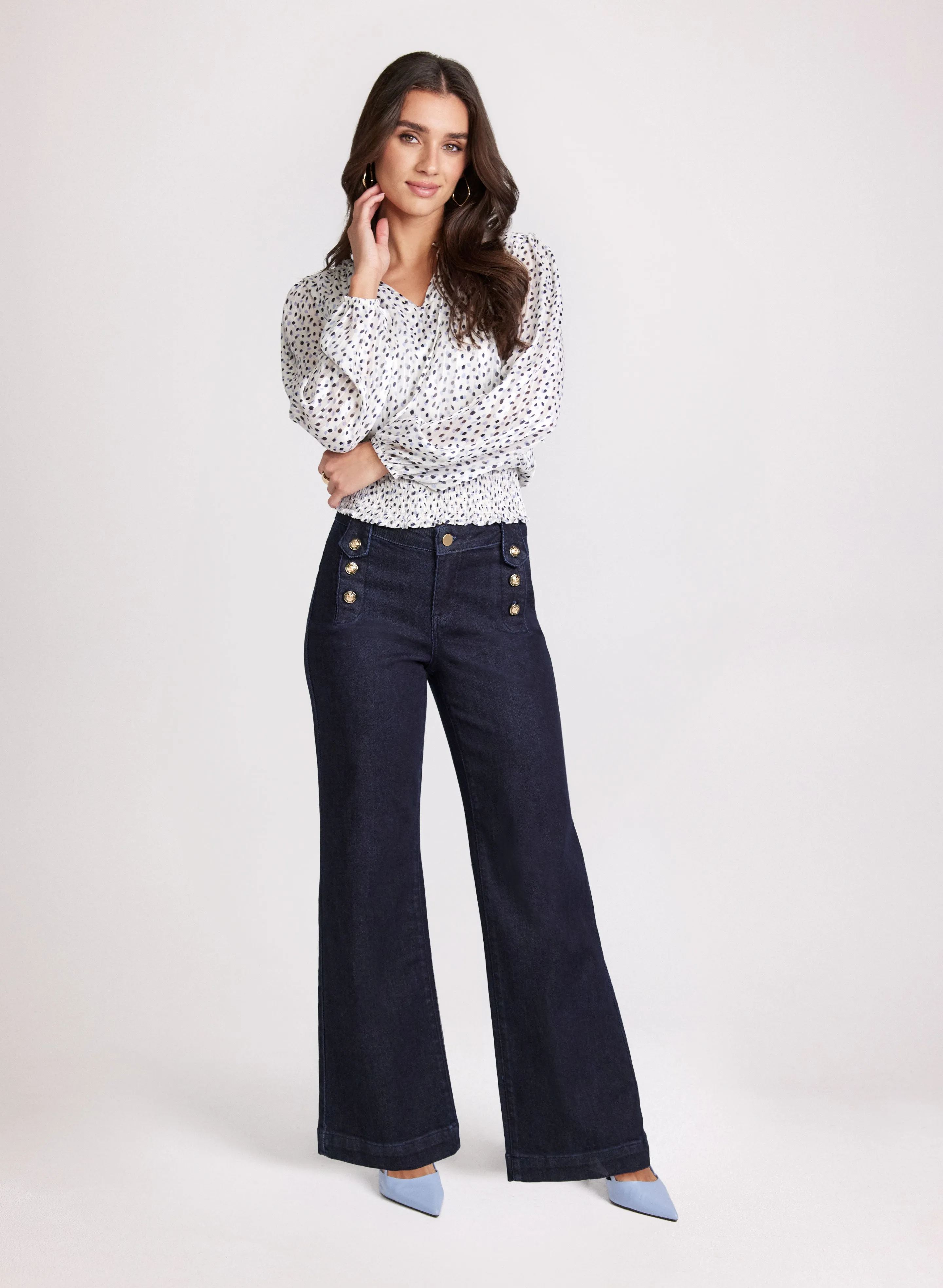 Embossed Button Wide-Leg Jeans sold by Laura product image thumbnail 3
