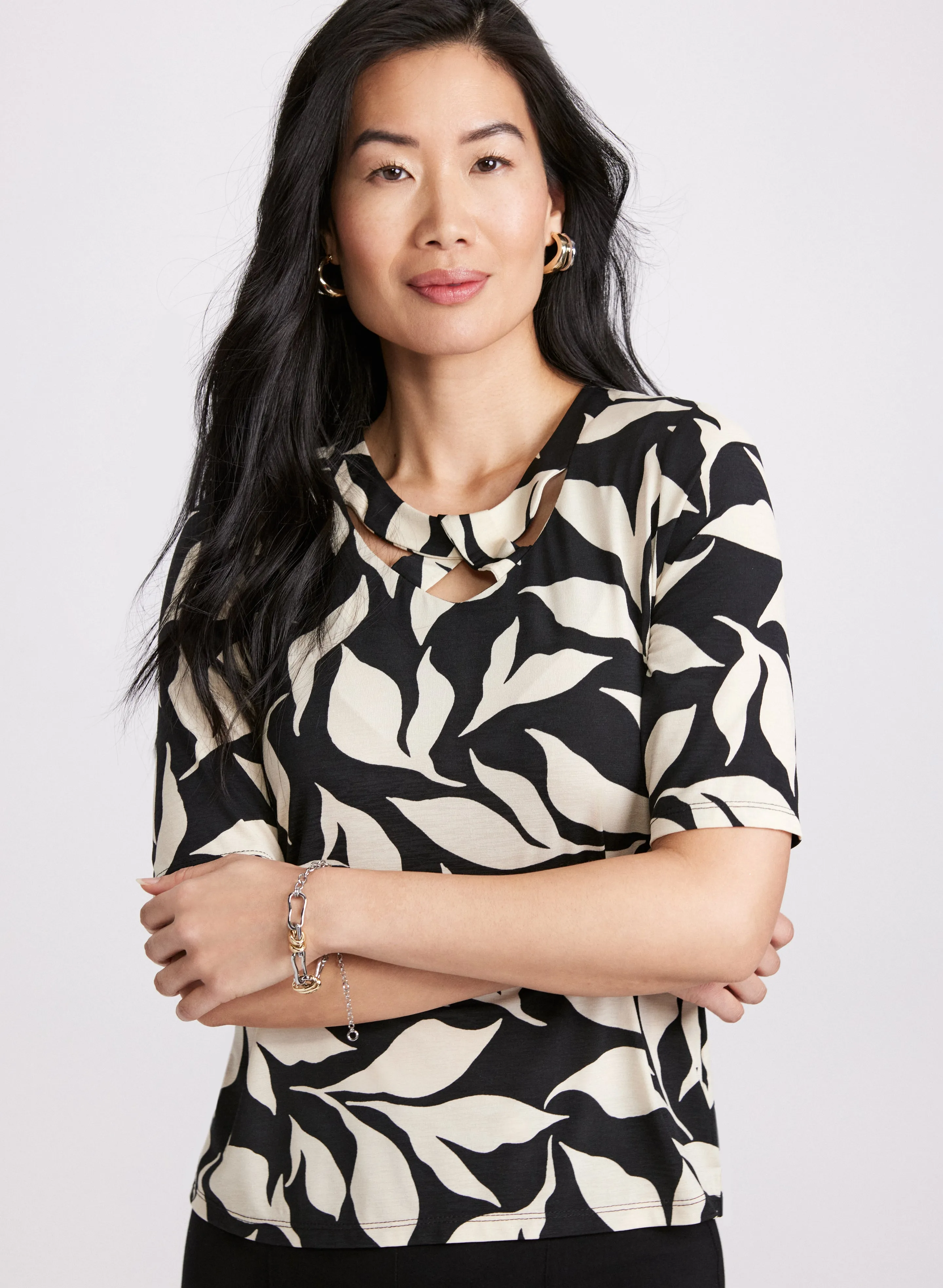 Leaf Print Top sold by Laura product image thumbnail 5