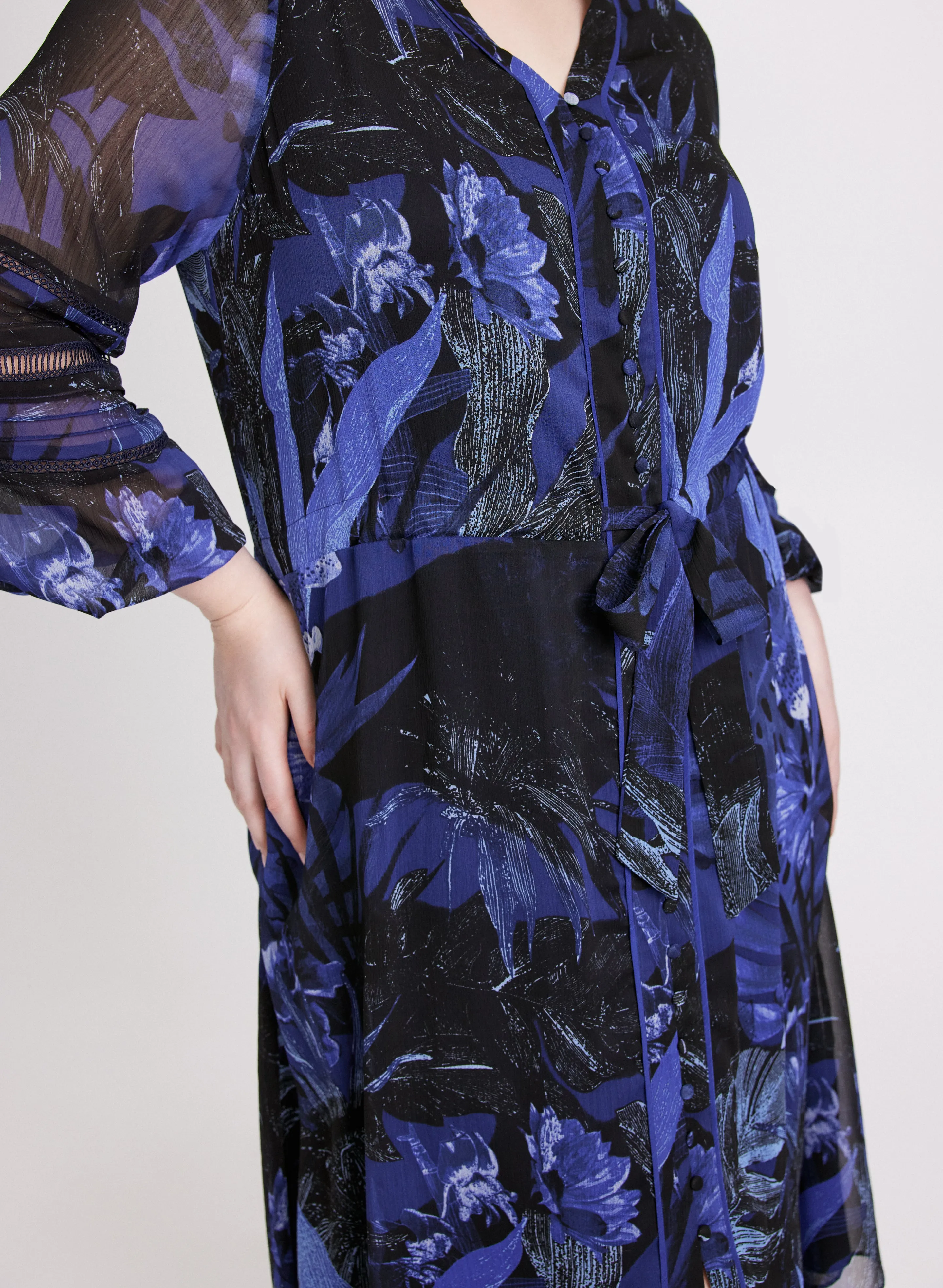 Printed Chiffon Crochet Trim Dress sold by Laura product image thumbnail 5