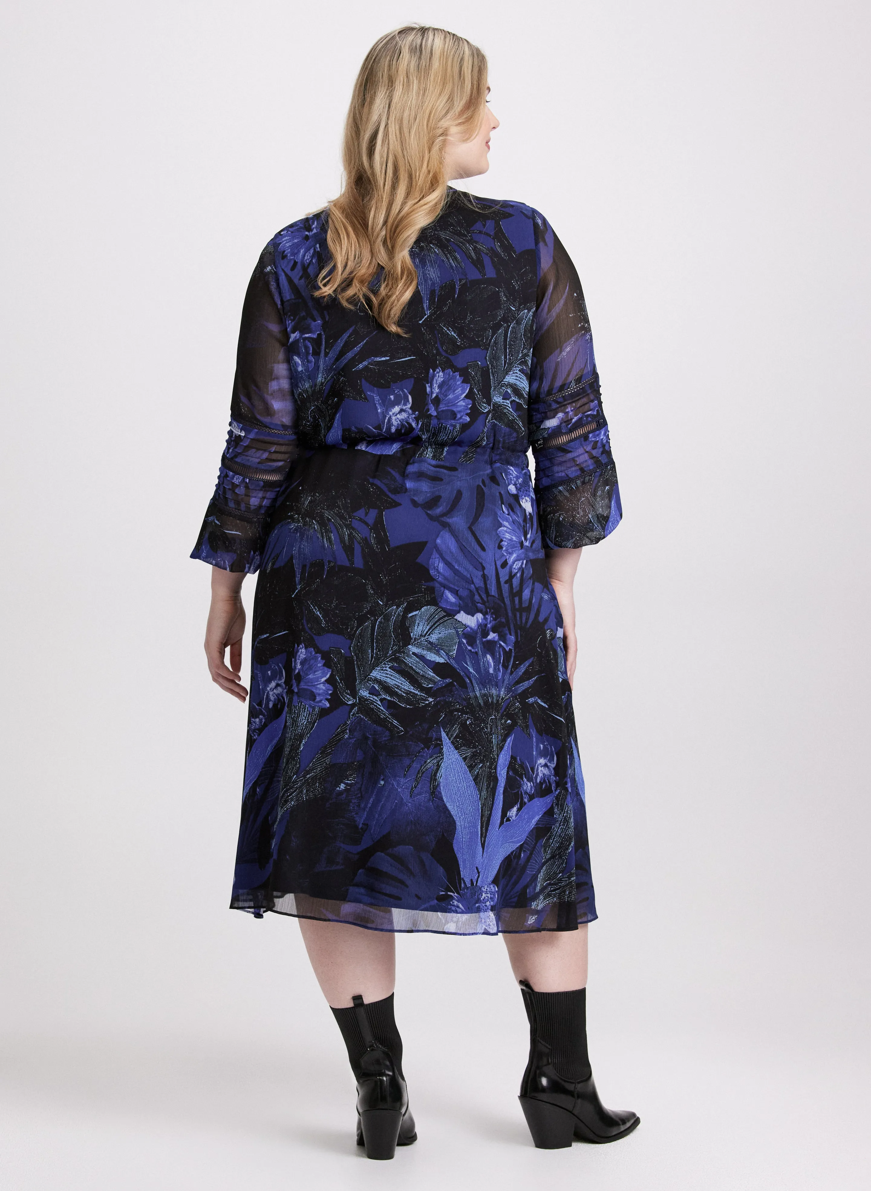 Printed Chiffon Crochet Trim Dress sold by Laura product image thumbnail 3