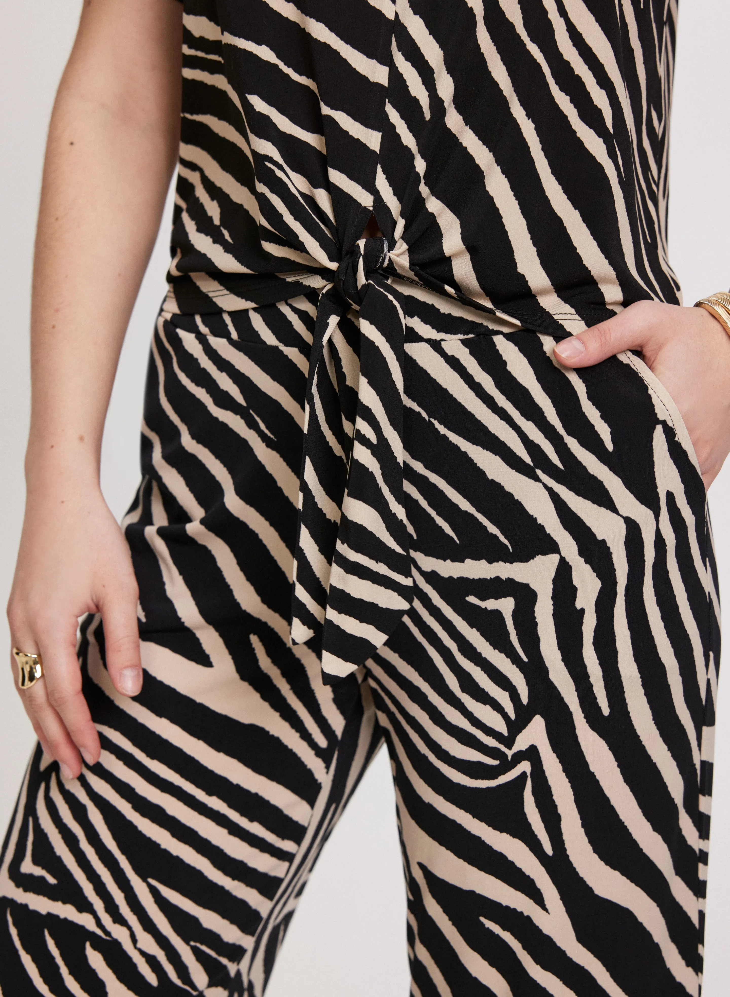 Zebra Print Top sold by Laura product image thumbnail 5