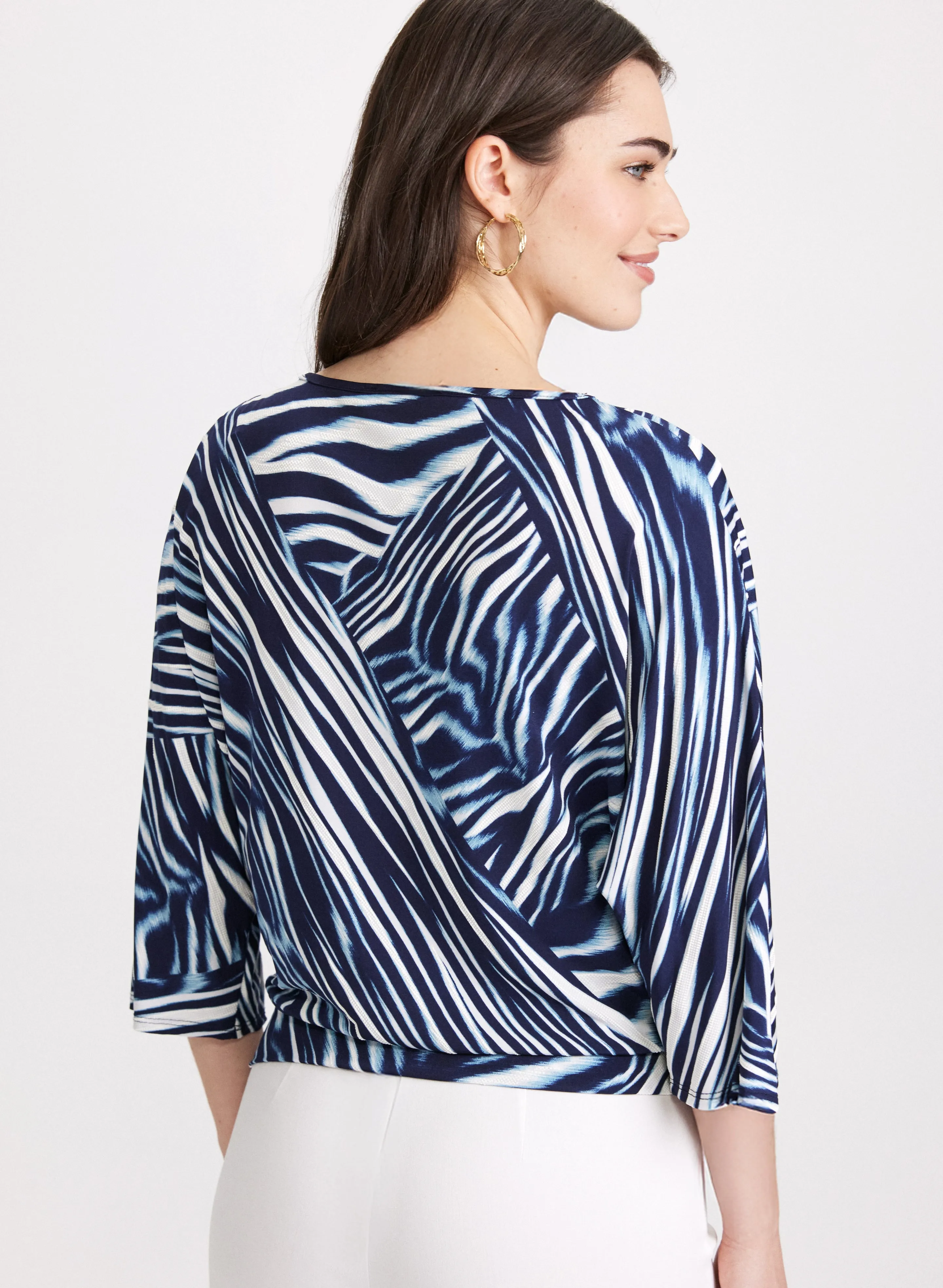 Abstract Print Top sold by Laura product image thumbnail 3