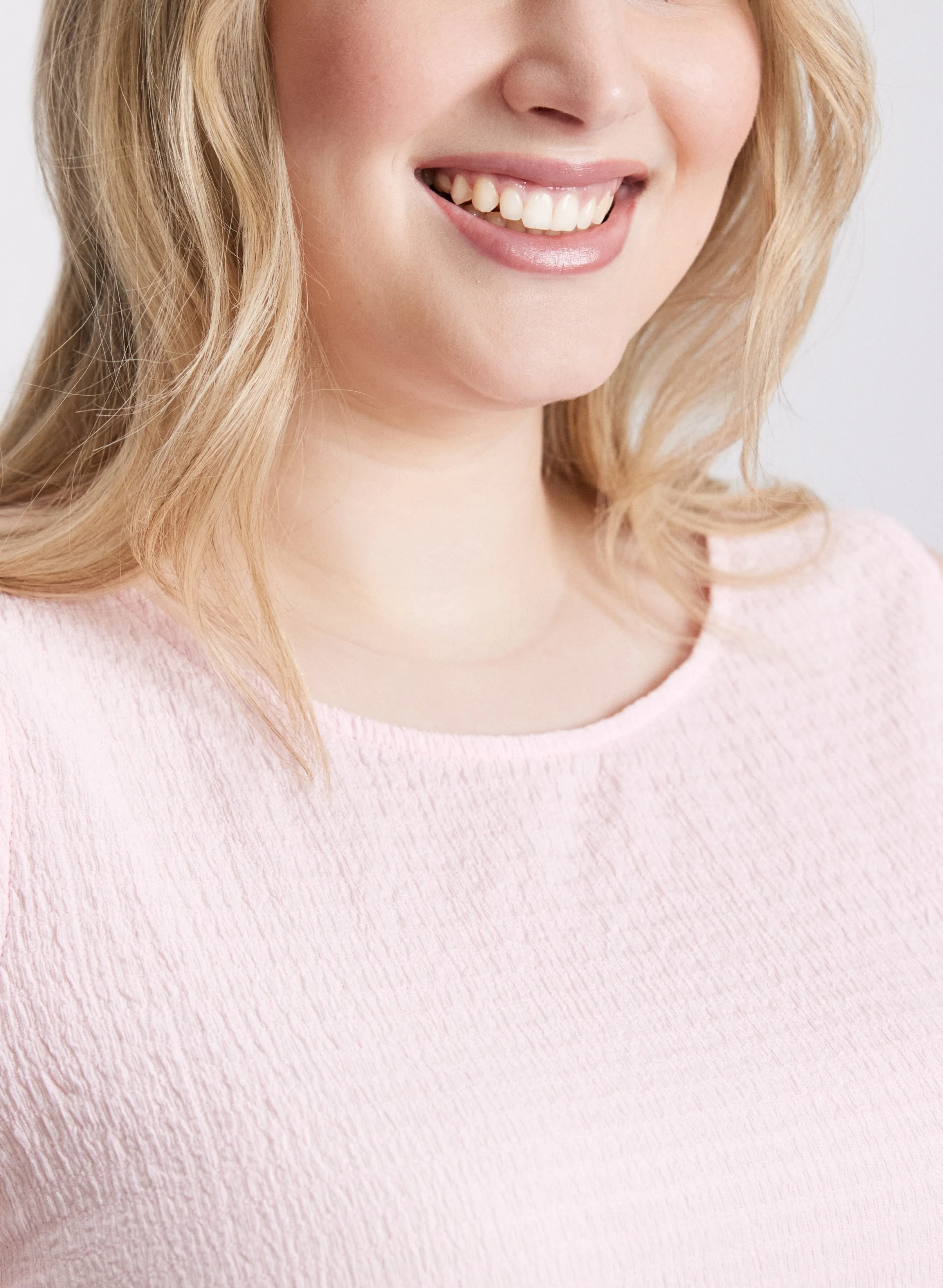 Sleeveless Textured Top sold by Laura product image thumbnail 5