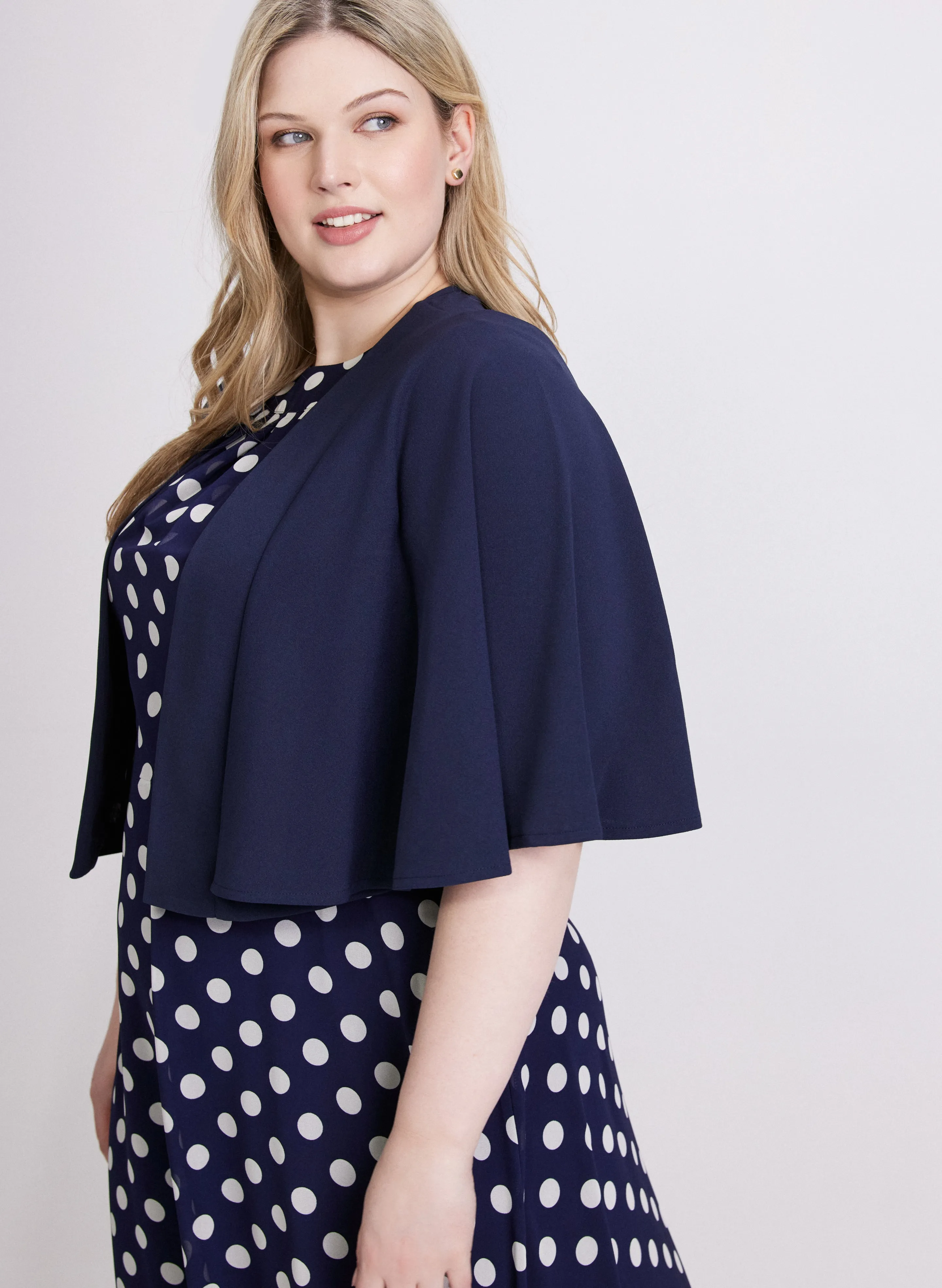 Capelet Bolero sold by Laura product image thumbnail 2