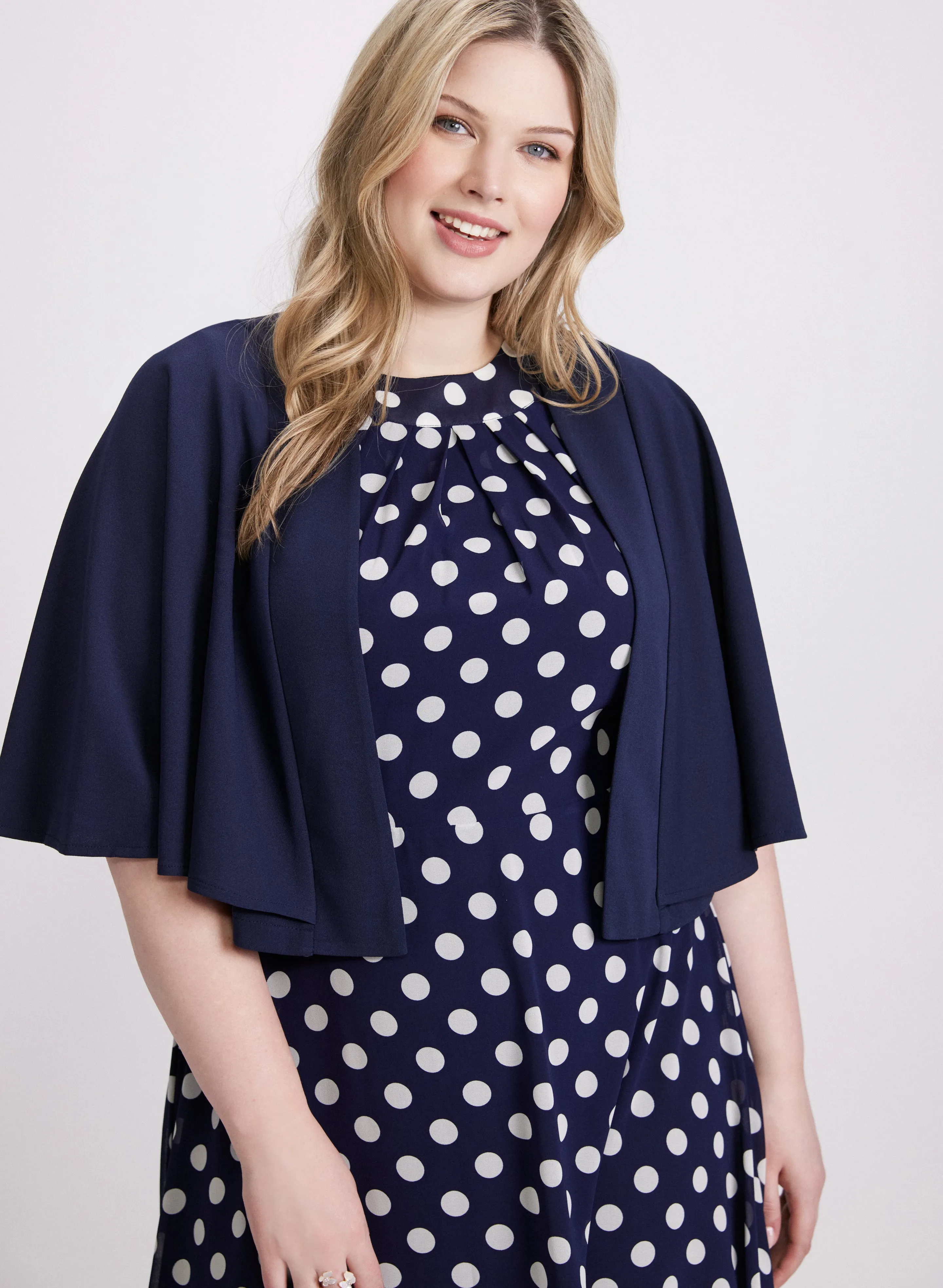 Capelet Bolero sold by Laura