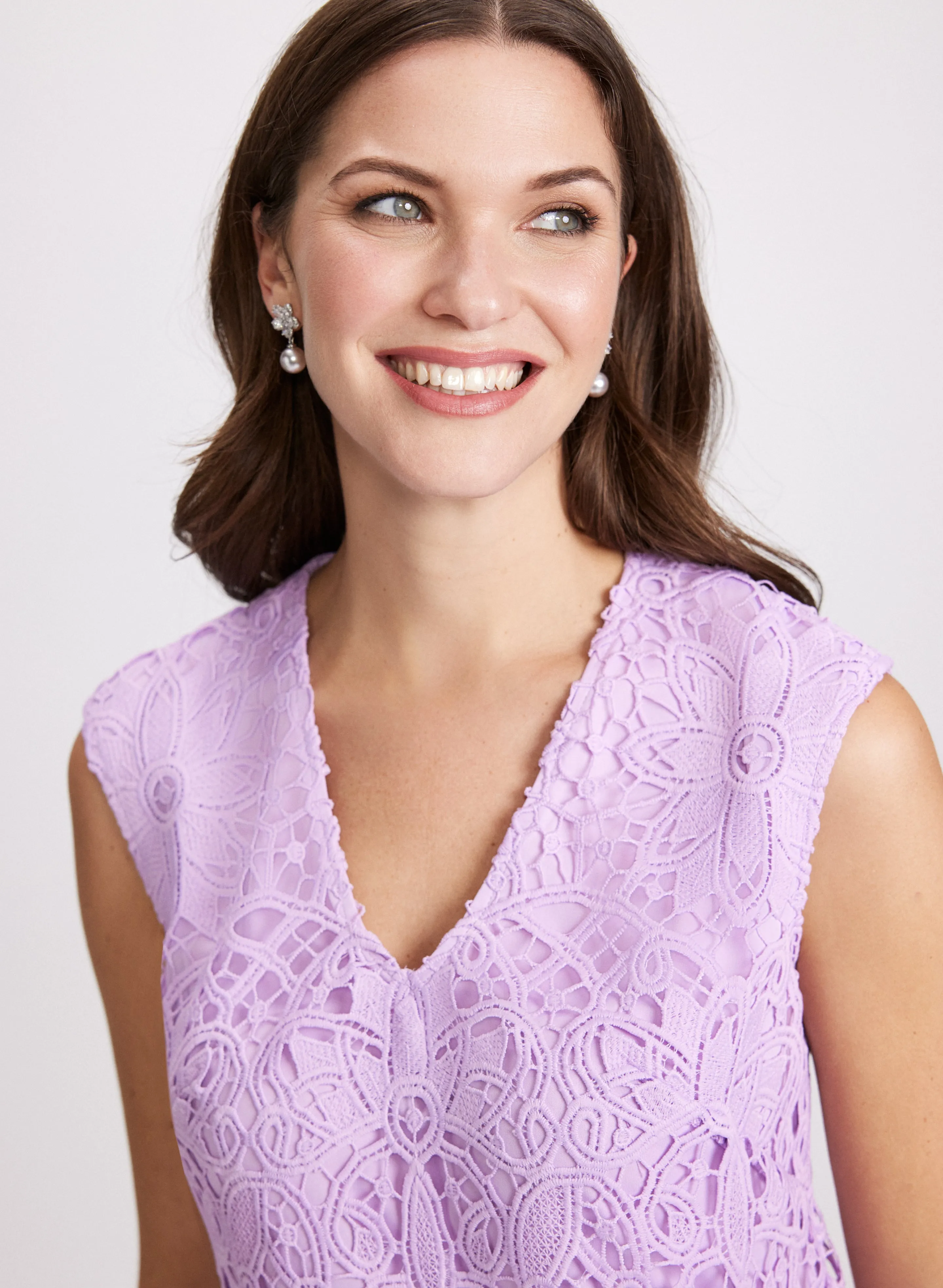 Floral Lace Dress sold by Laura product image thumbnail 5