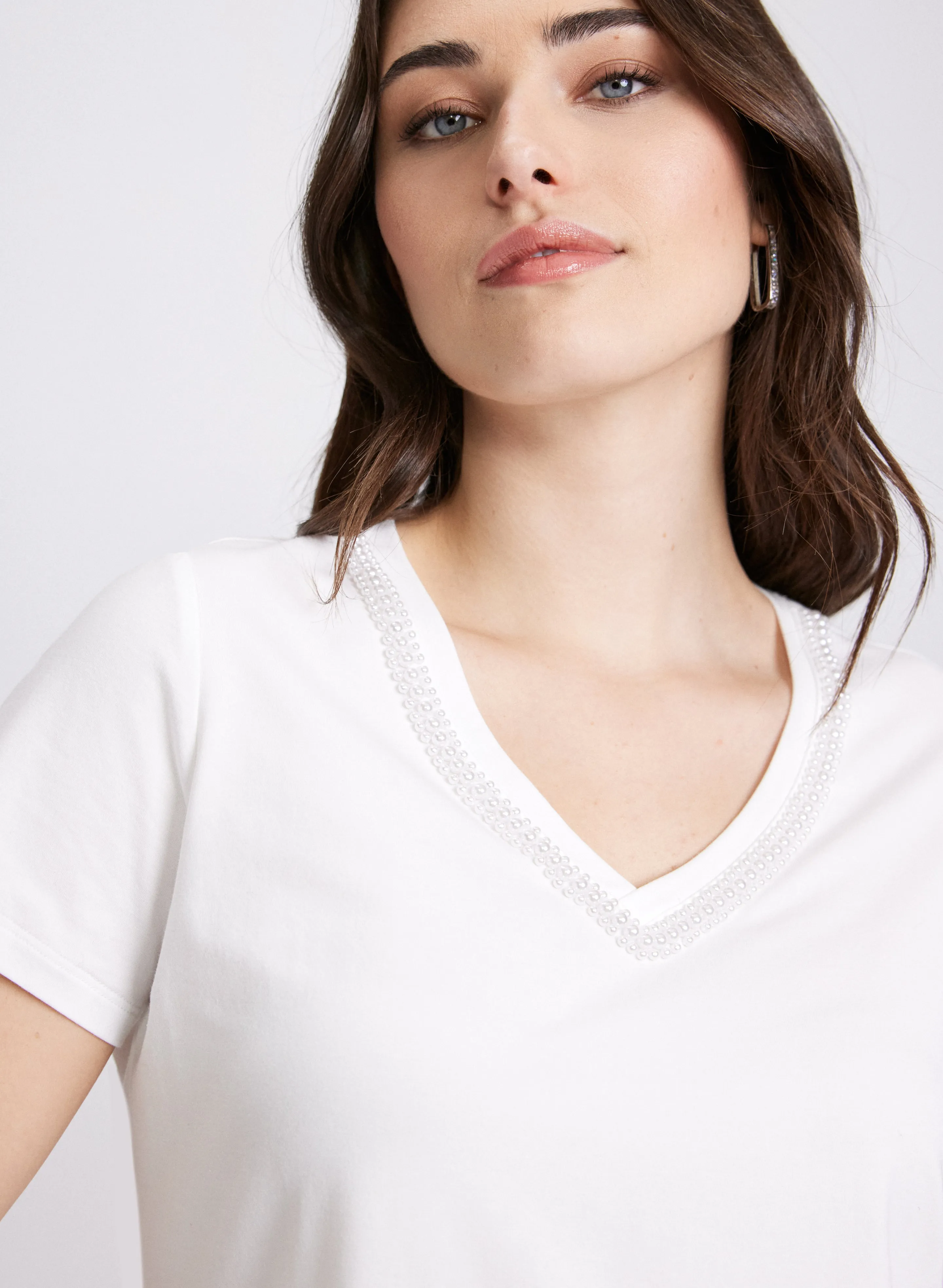 Pearl Detail T-Shirt sold by Laura product image thumbnail 5