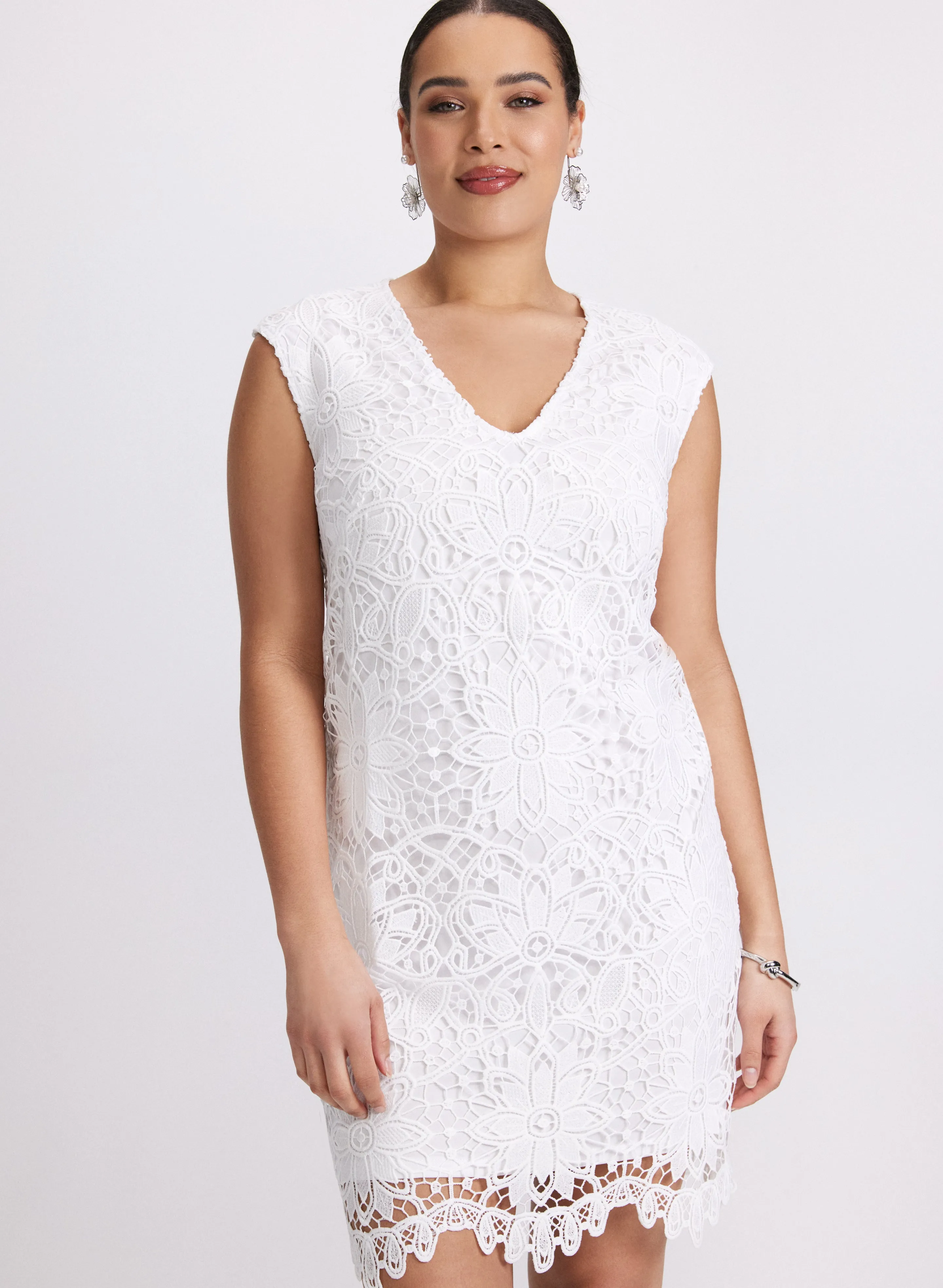 Scalloped Lace Dress sold by Laura product image thumbnail 4