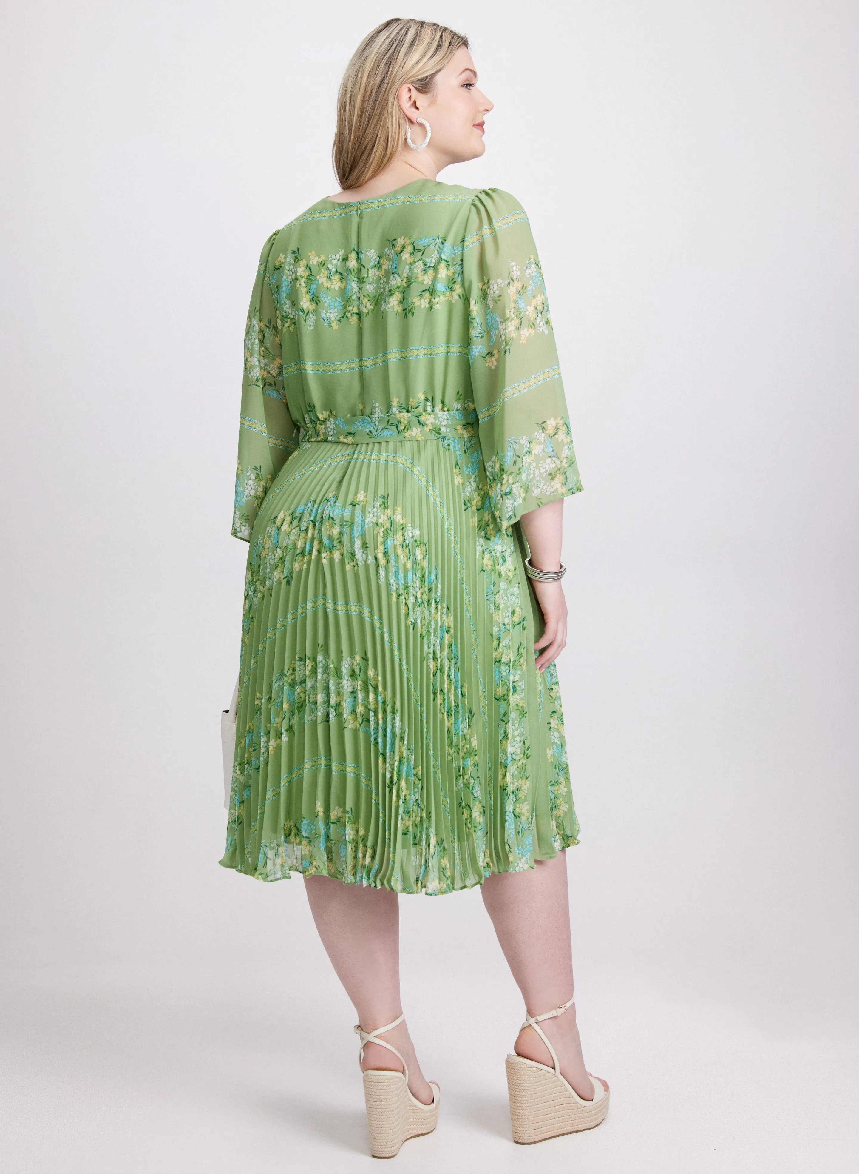 Plissé Floral Placement Print Dress sold by Laura product image thumbnail 3