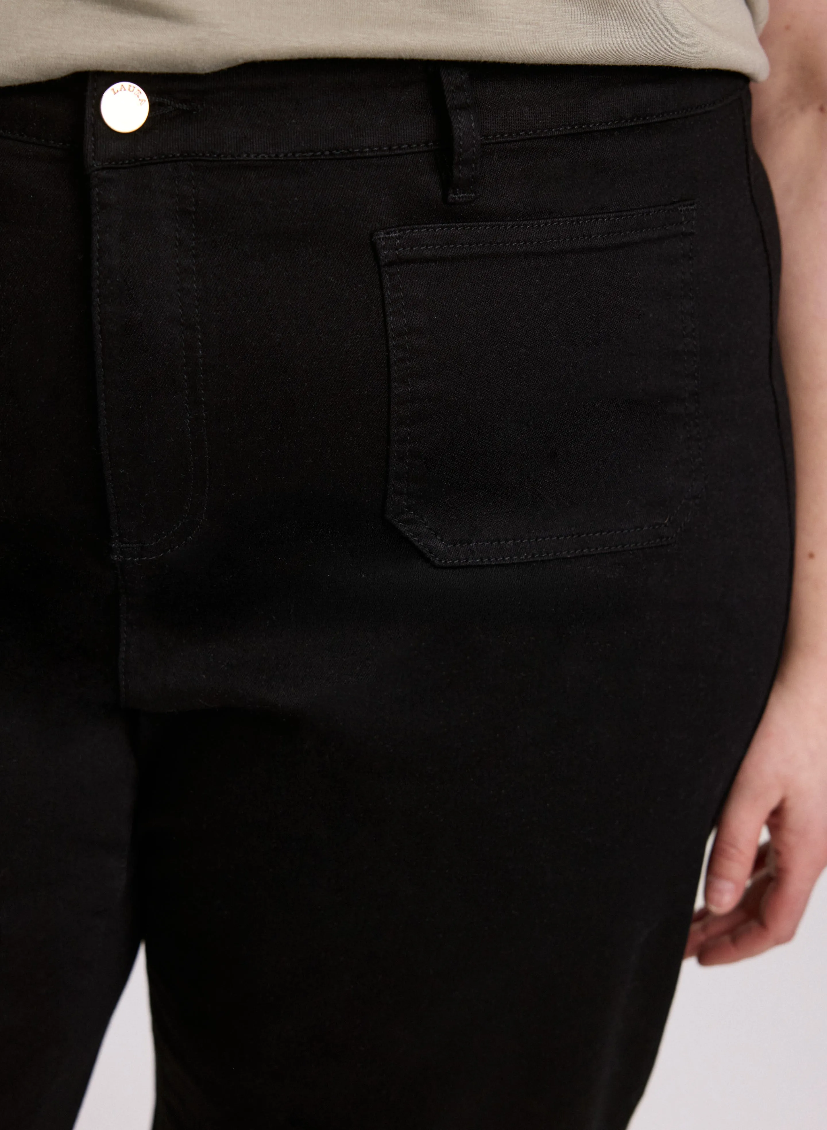 Cropped Wide-Leg Jeans sold by Laura product image thumbnail 5