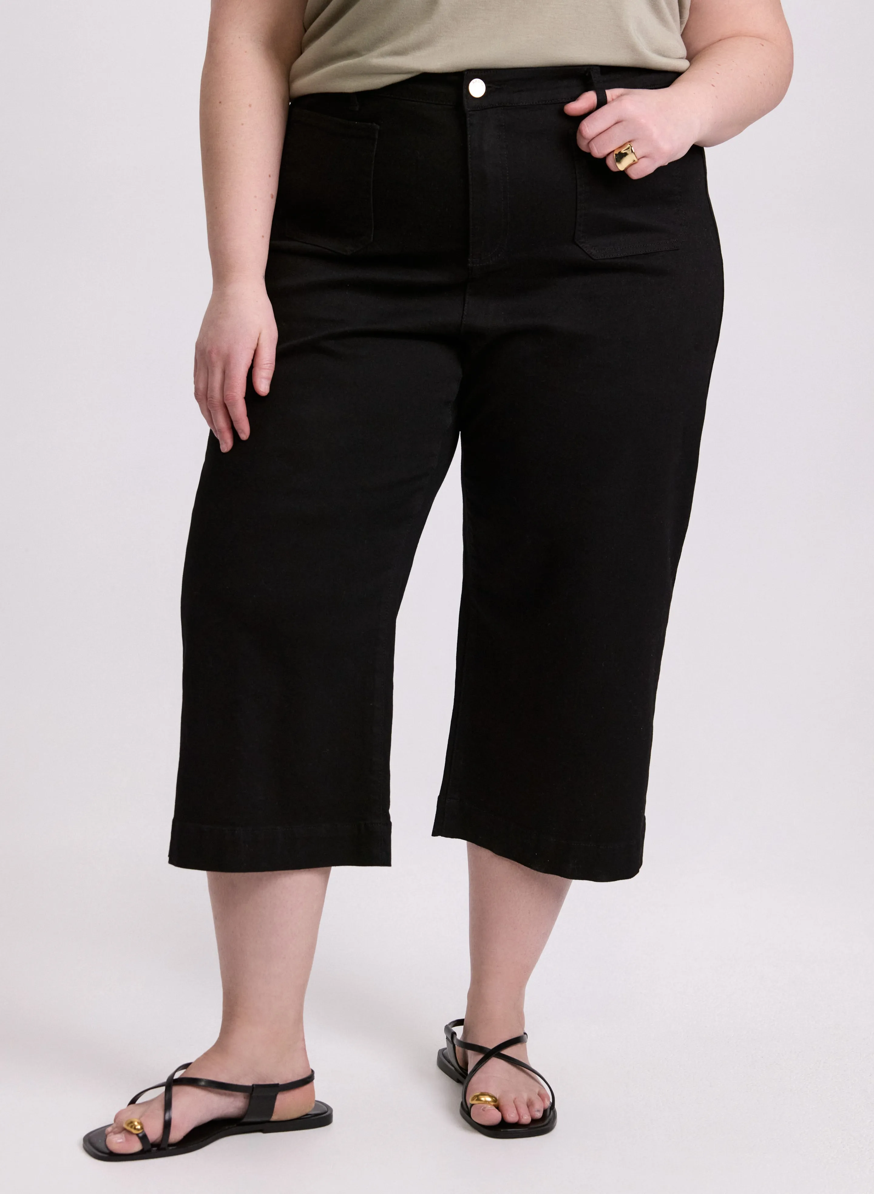 Cropped Wide-Leg Jeans sold by Laura