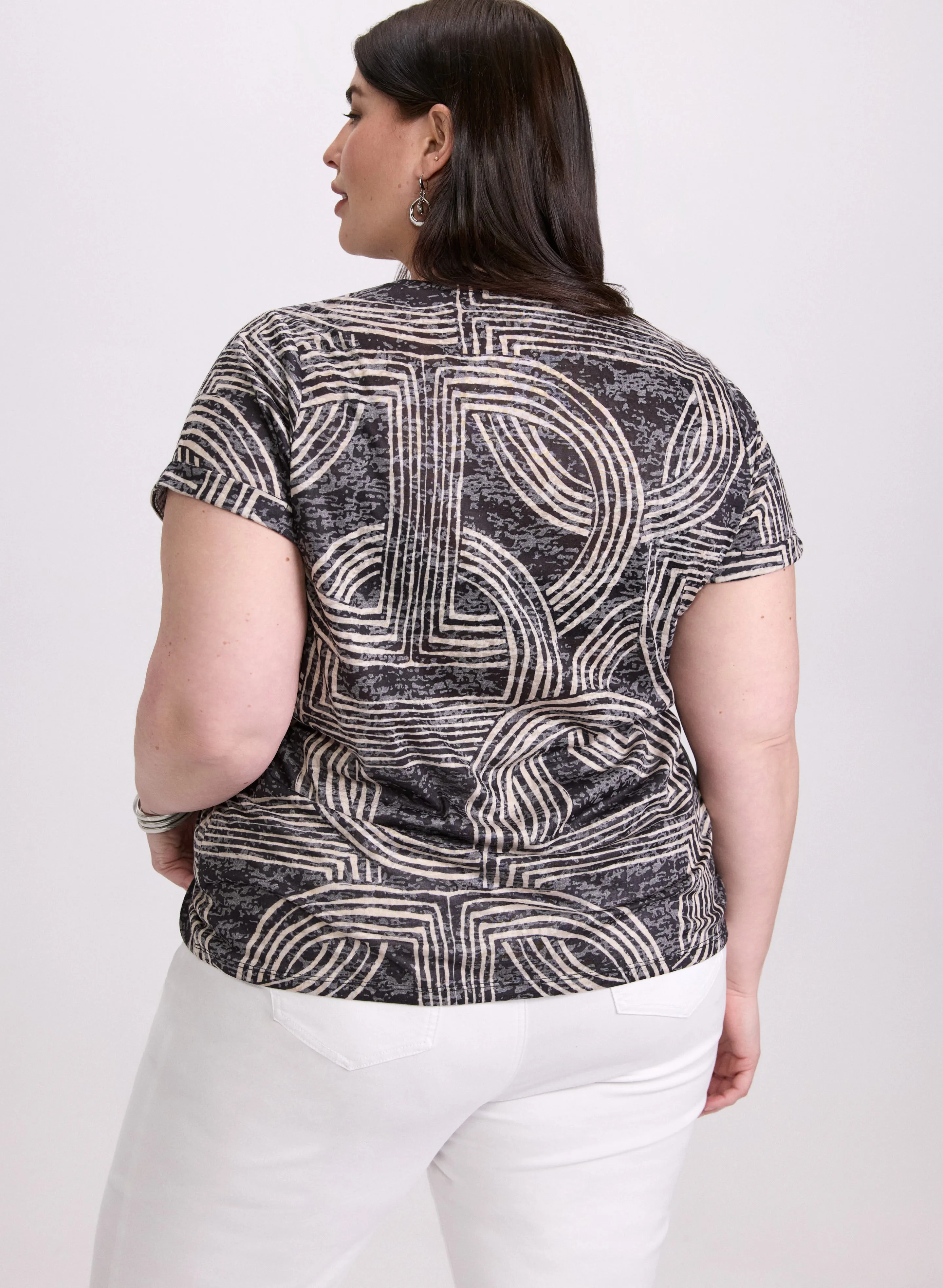 Abstract Striped Print T-Shirt sold by Laura product image thumbnail 2