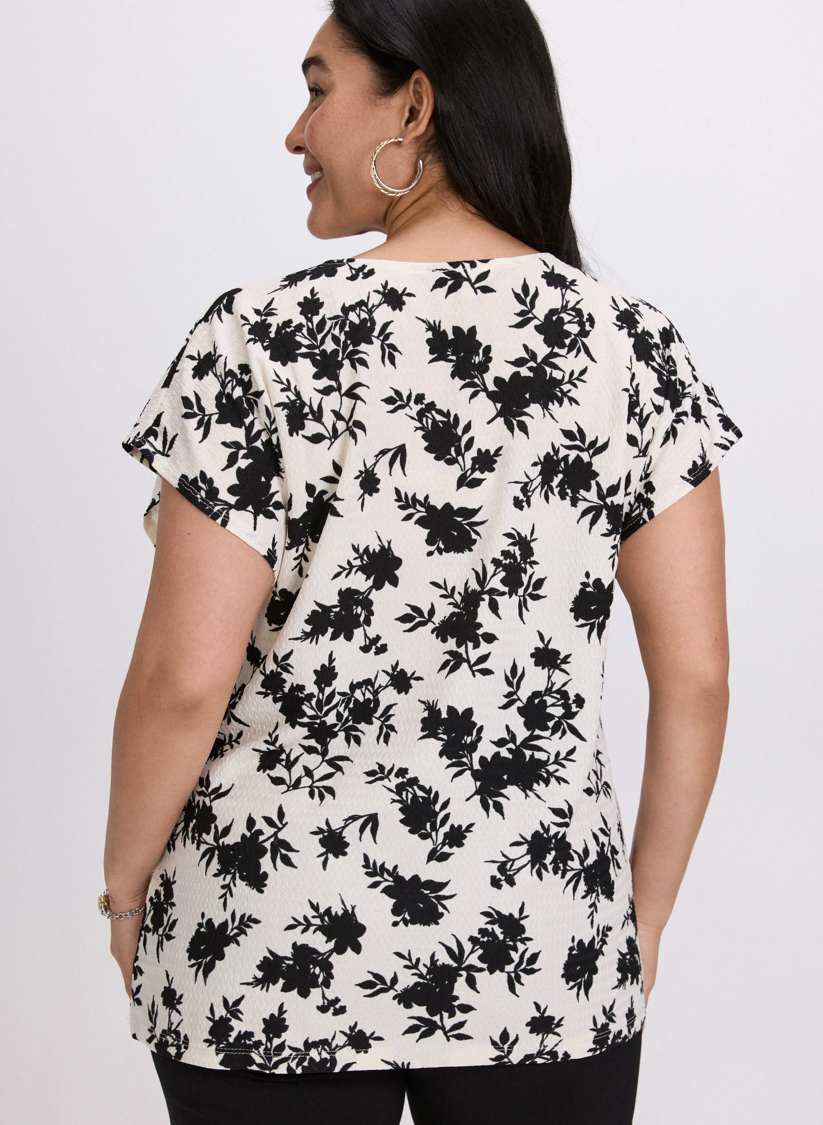 Floral Bubble Knit Top sold by Laura product image thumbnail 3