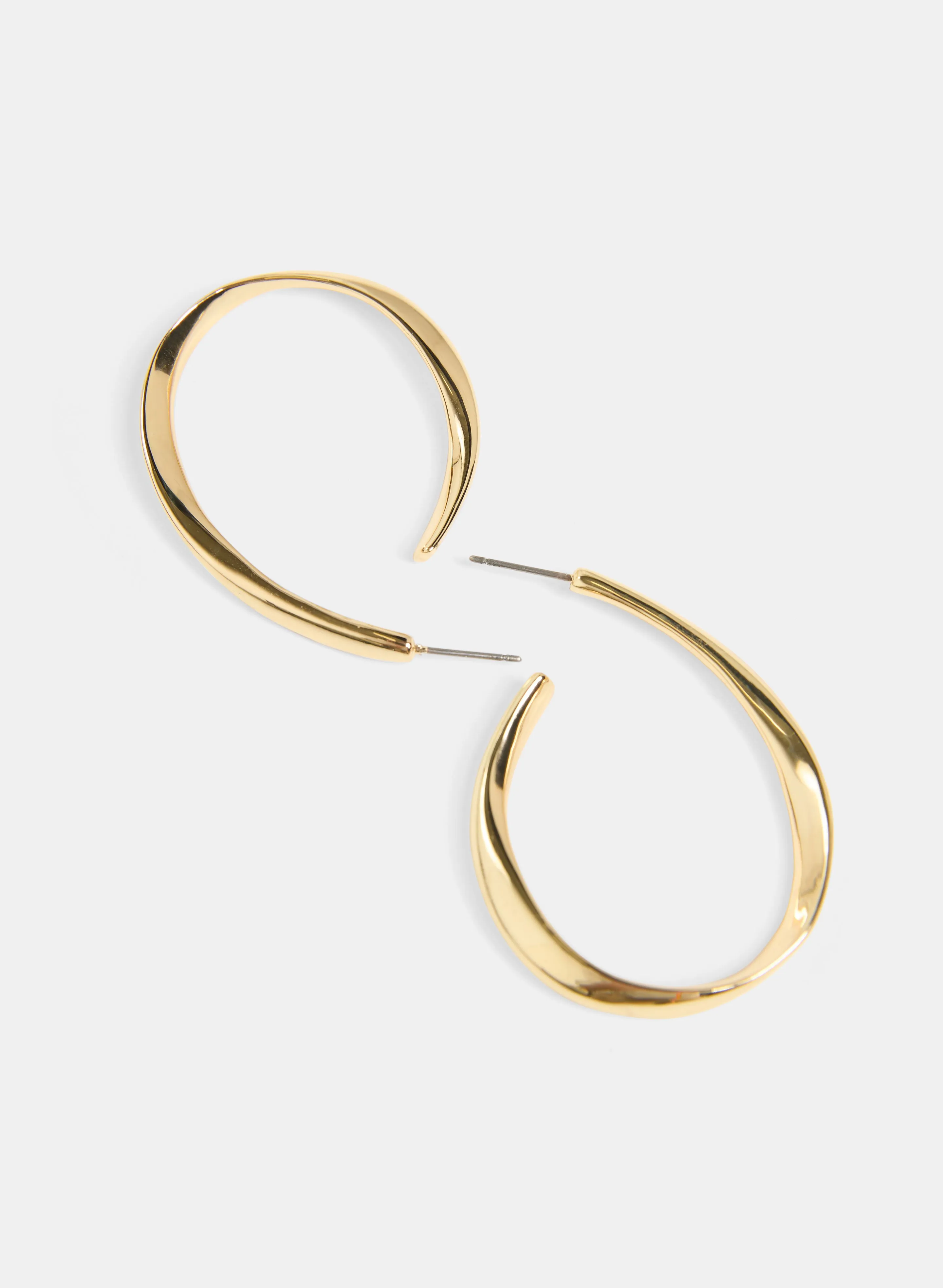 Curved Hoop Earrings sold by Laura product image thumbnail 2