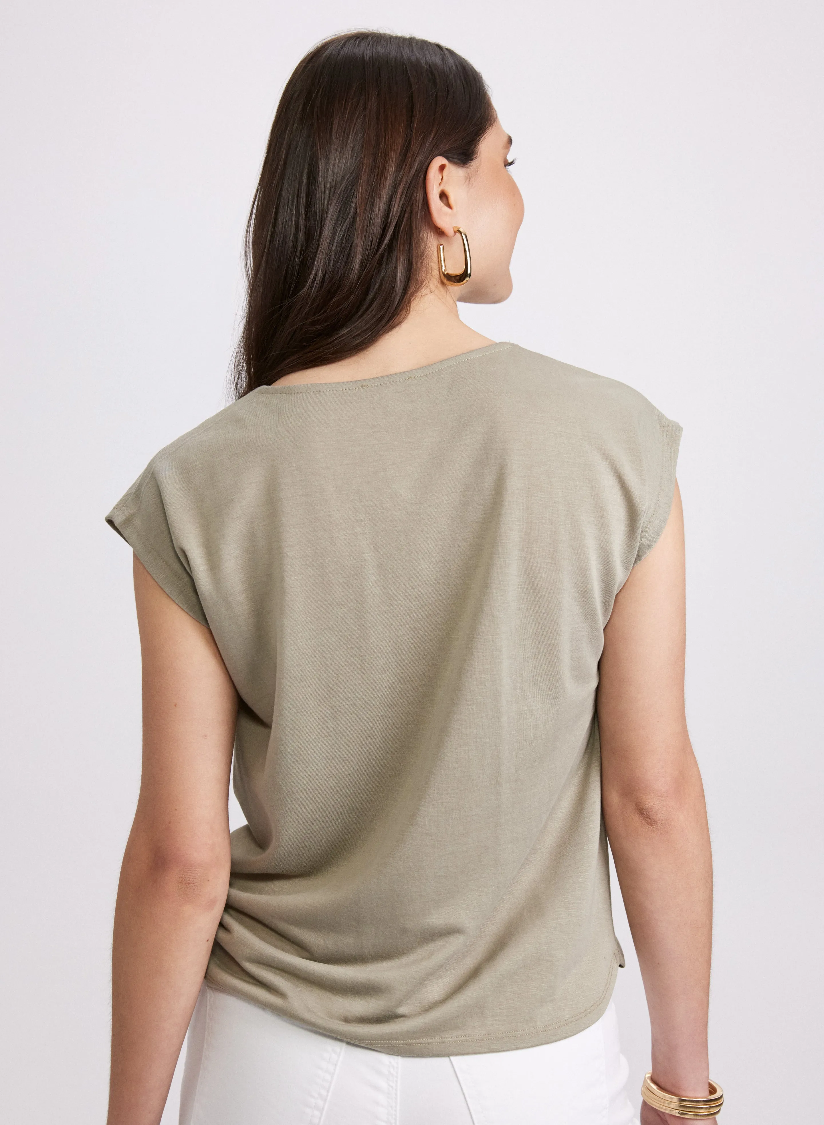 Mixed Floral T-Shirt sold by Laura product image thumbnail 3