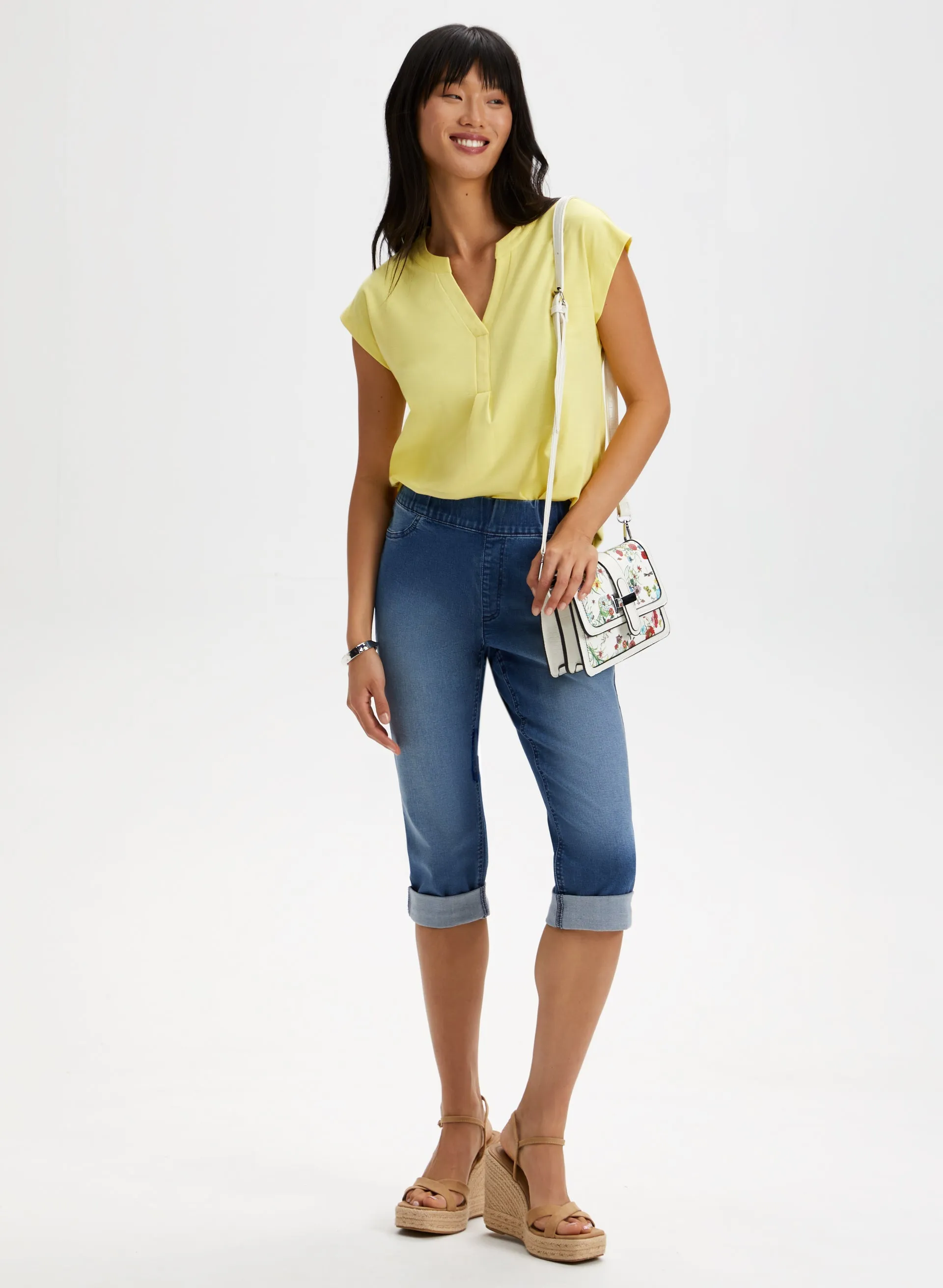 Open V-Neck Tee sold by Laura product image thumbnail 3