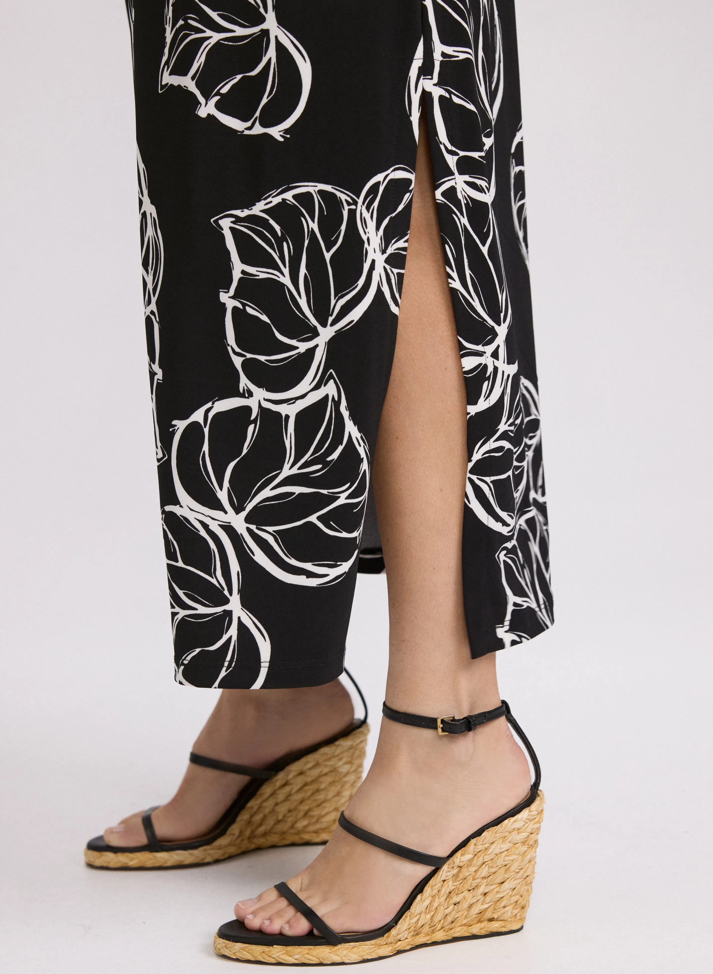 Leaf Print Maxi Dress sold by Laura product image thumbnail 5