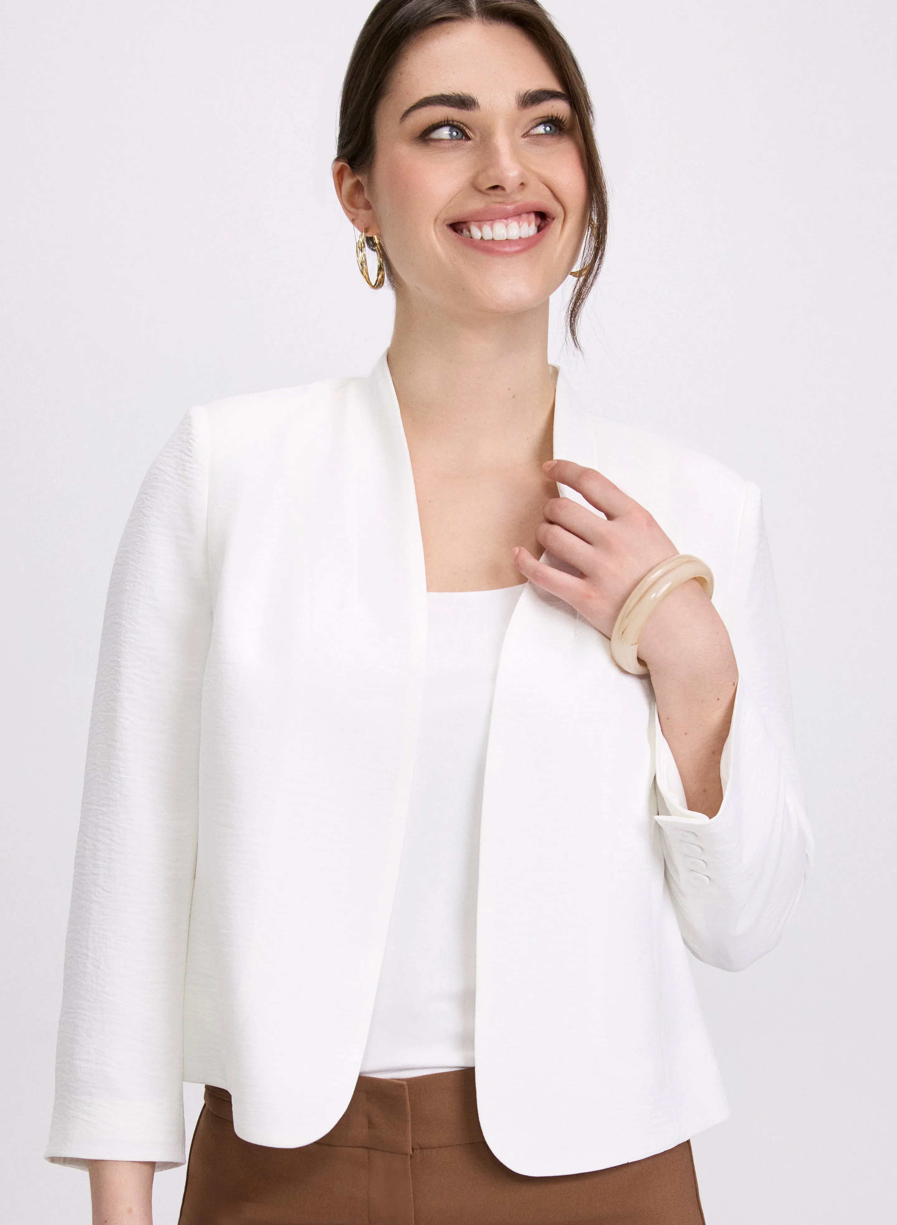 Short Collarless Jacket sold by Laura