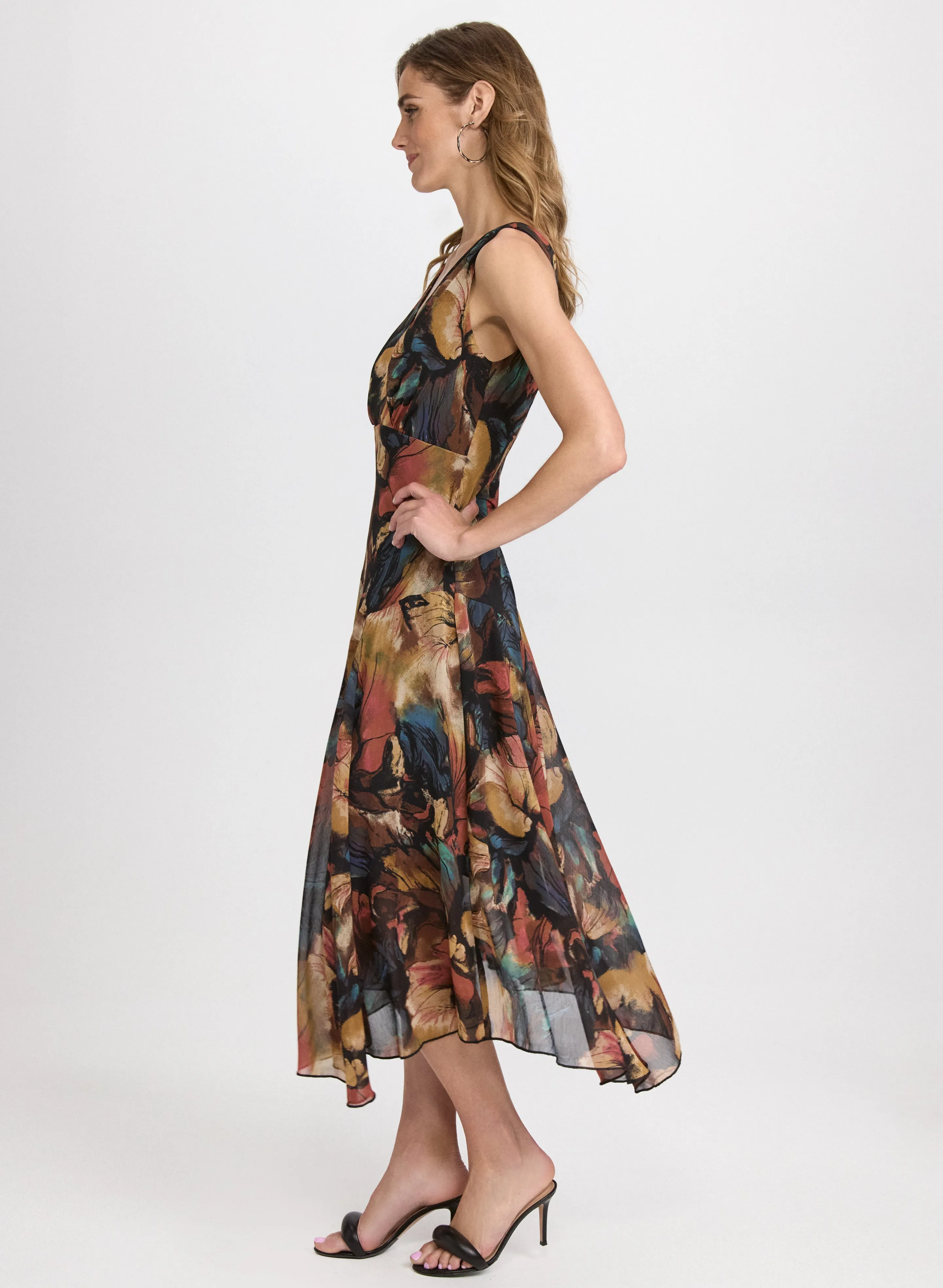 Floral Chiffon Midi Dress sold by Laura product image thumbnail 2