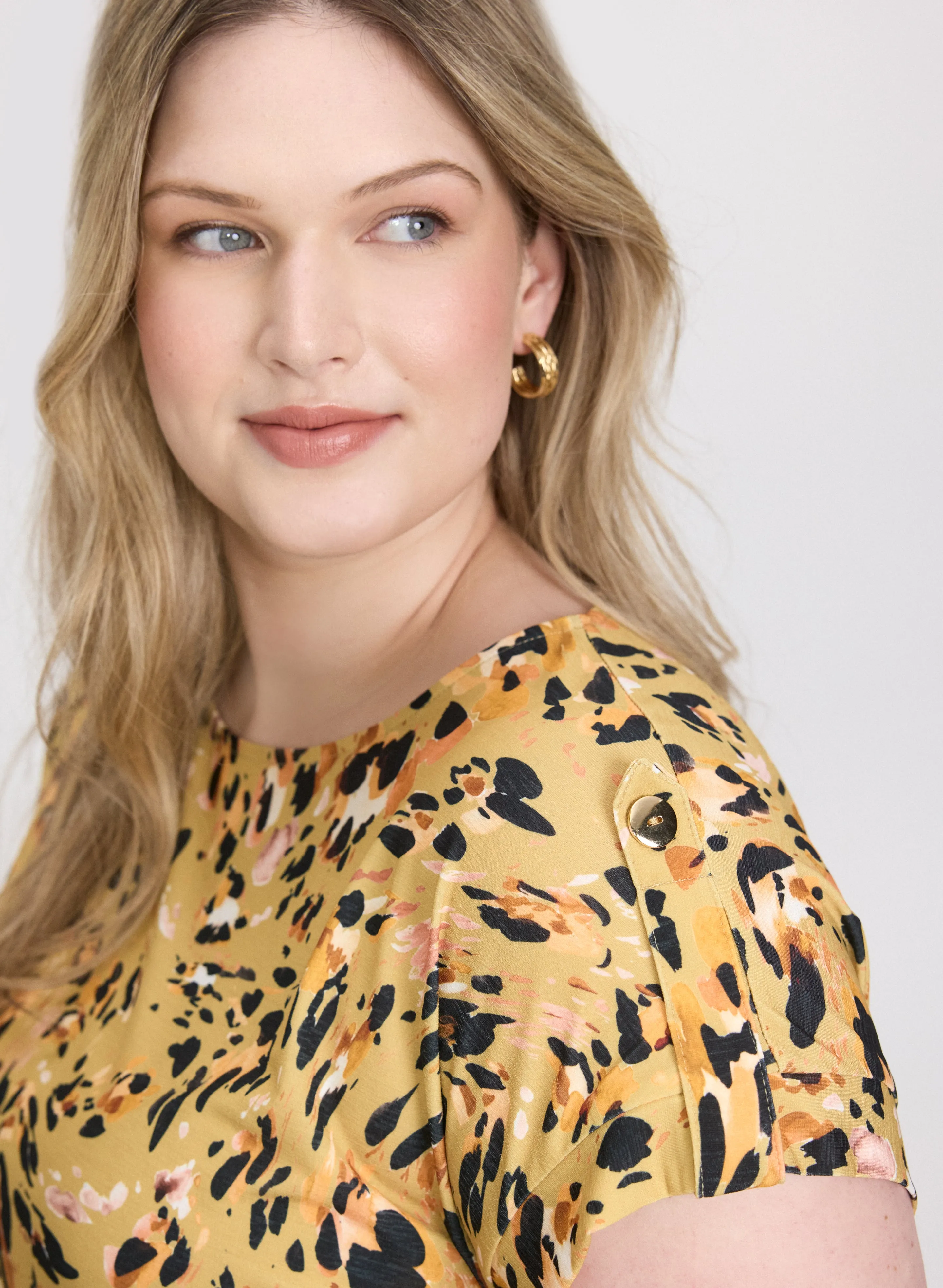 Mixed Print Top sold by Laura product image thumbnail 5