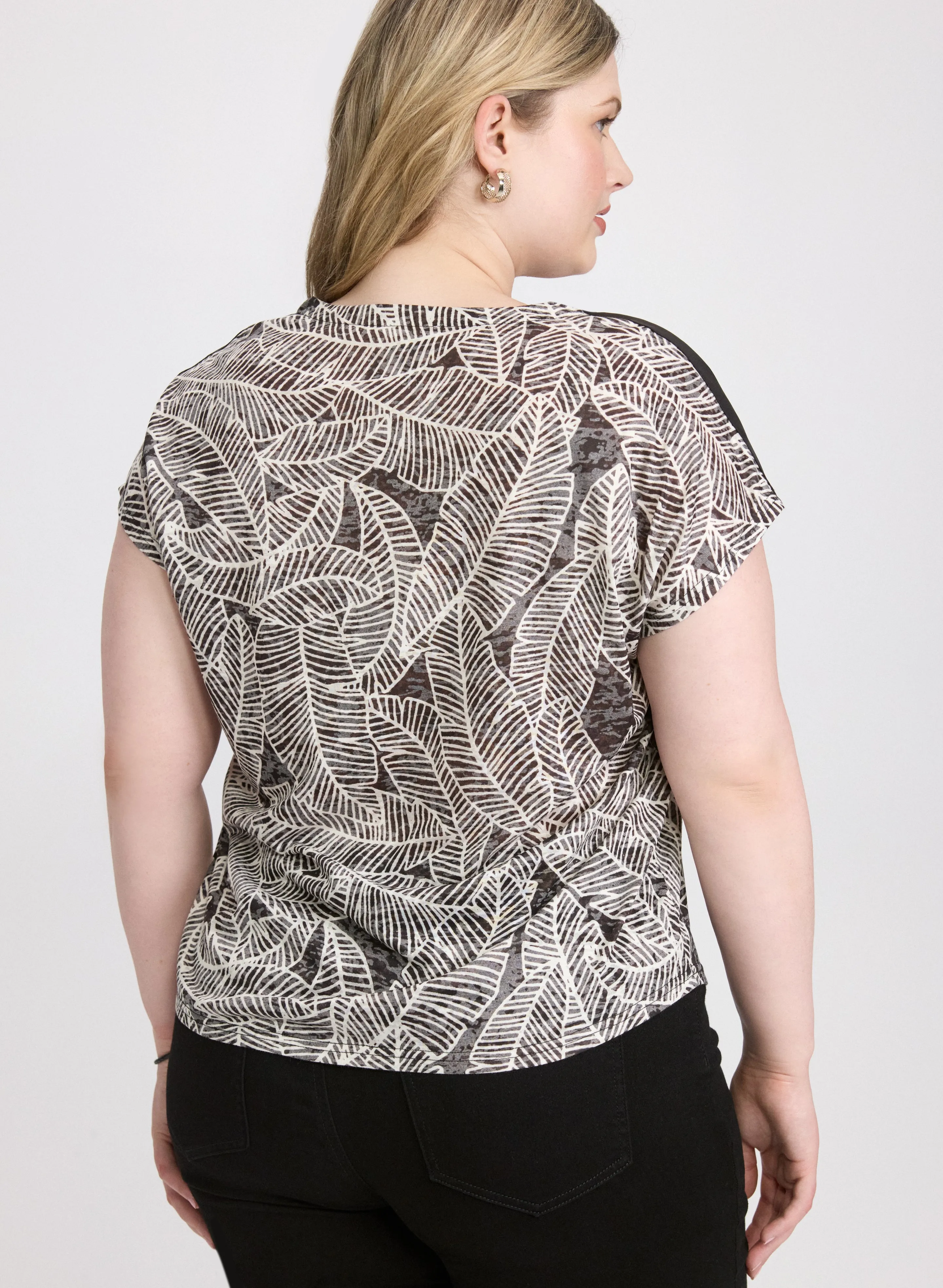 Leaf Print T-Shirt sold by Laura product image thumbnail 4