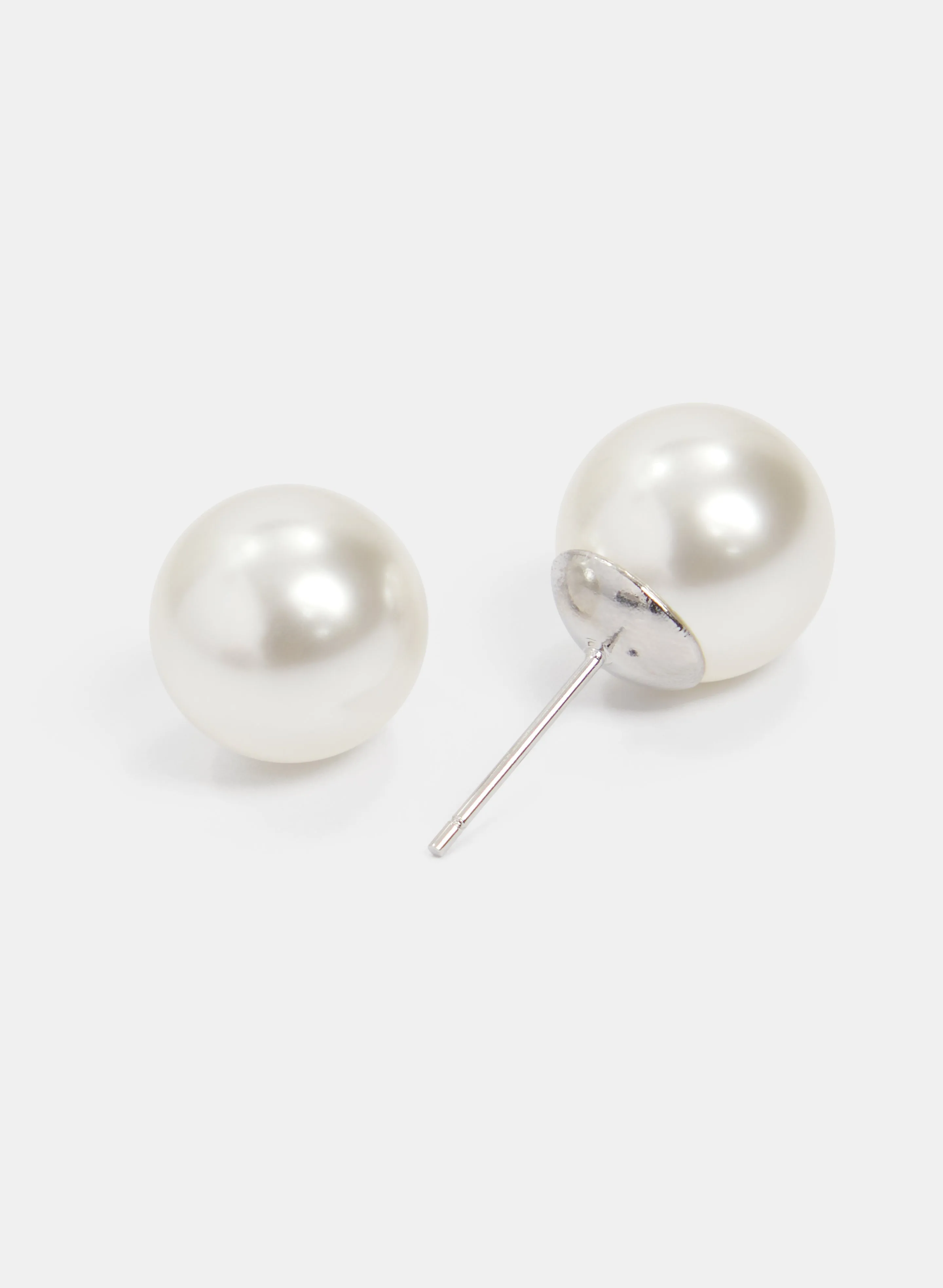 Pearl Button Earrings sold by Laura product image thumbnail 2