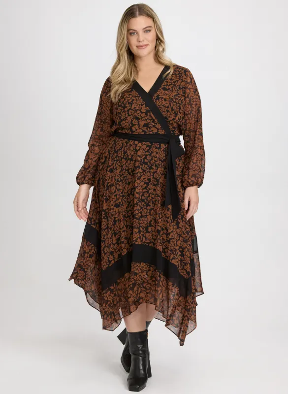 Floral Contrast Trim Dress sold by Laura