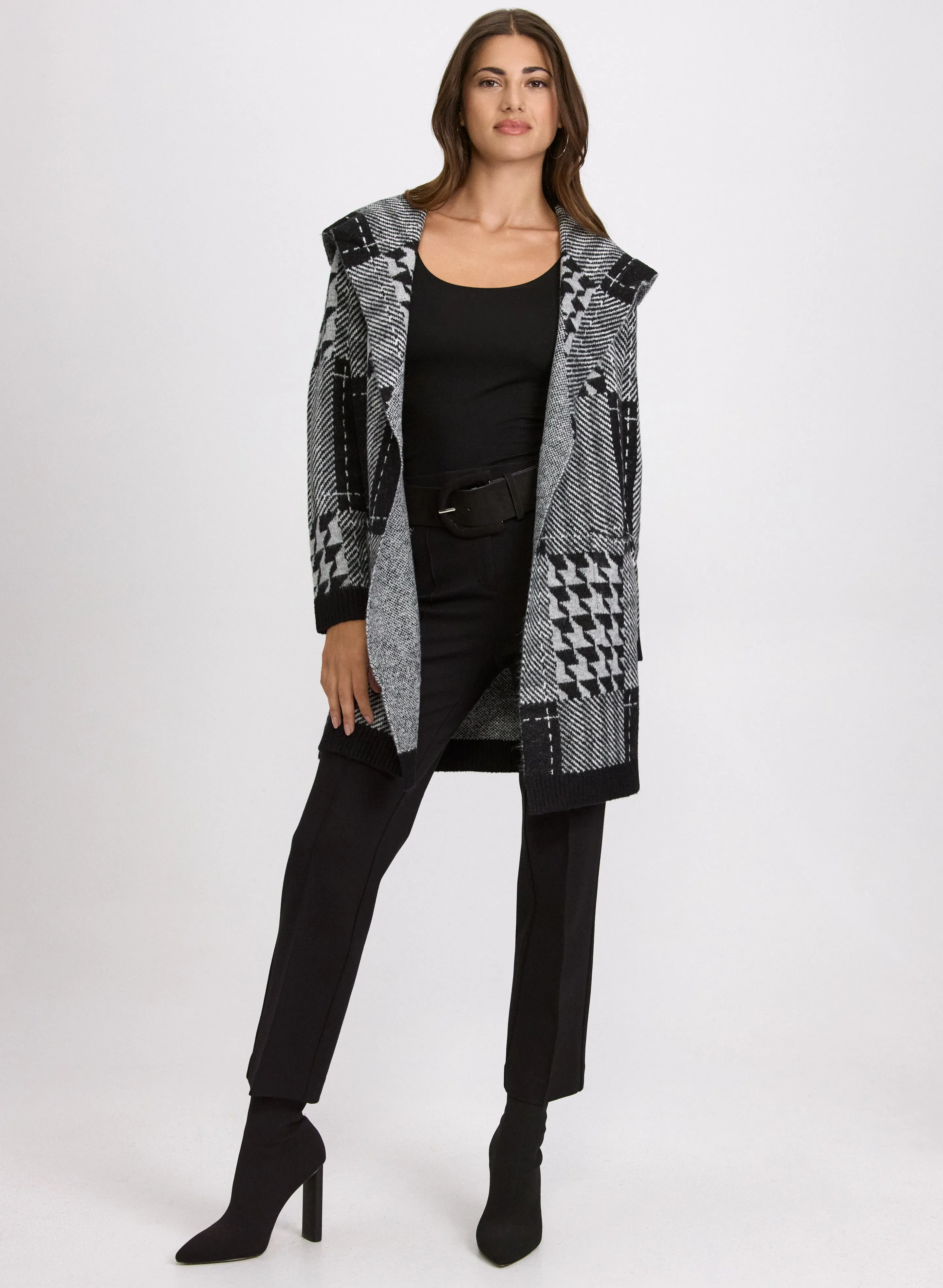 Plaid Knit Cardigan sold by Laura product image thumbnail 4