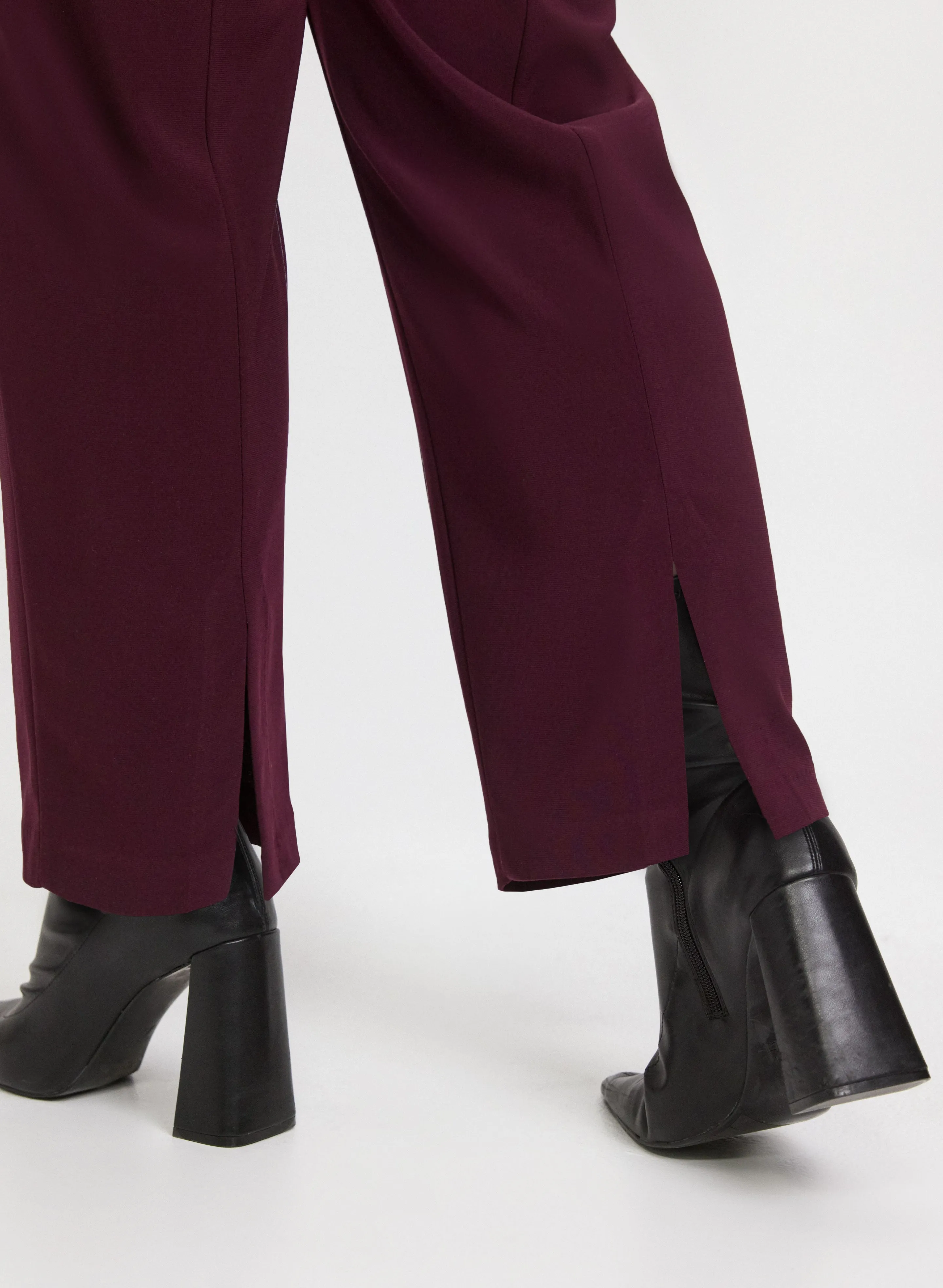 Sophia Pull-On Straight Leg Pants sold by Laura product image thumbnail 5