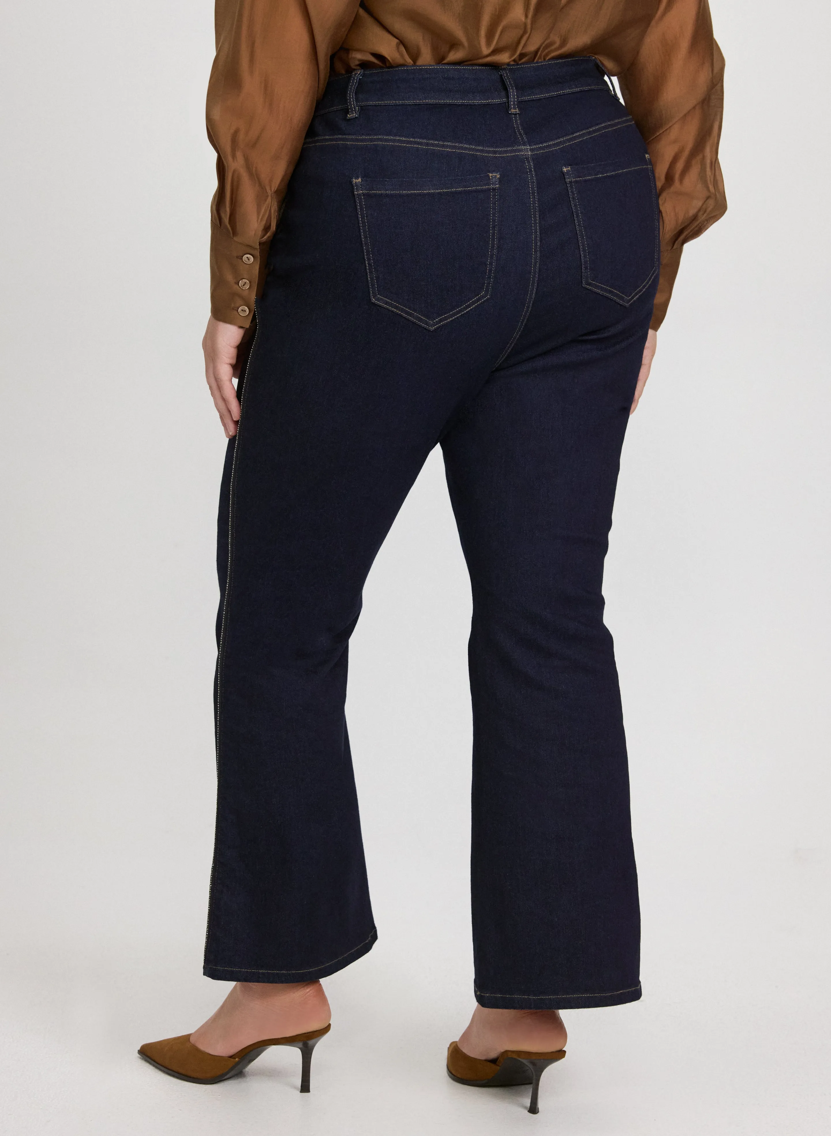 Flare-Leg Jeans sold by Laura product image thumbnail 2