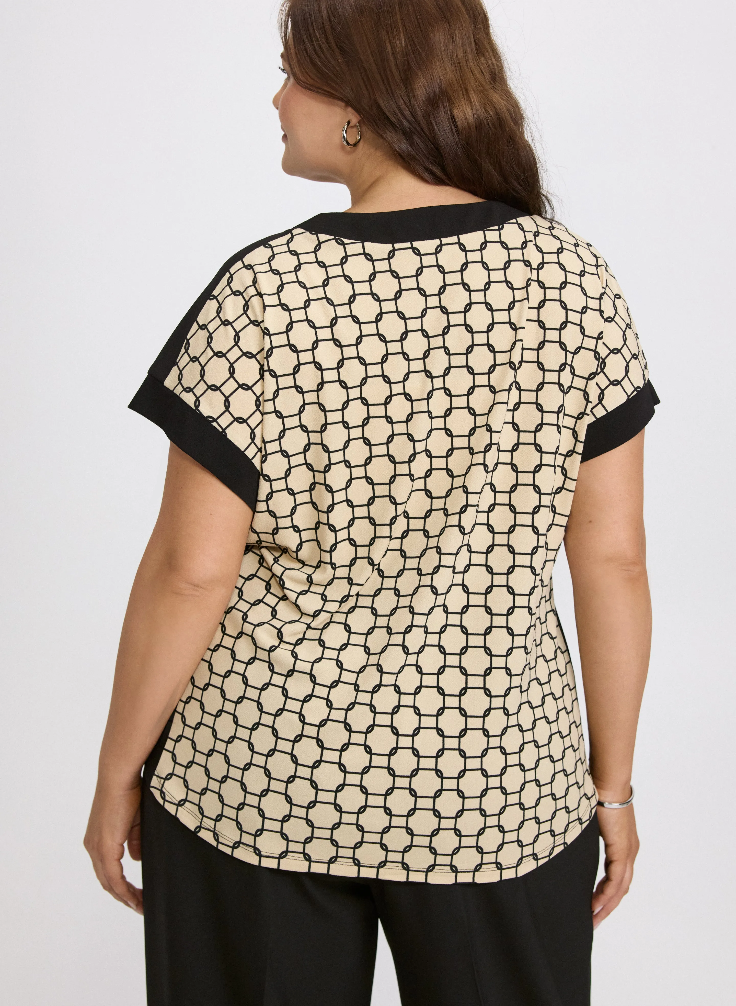 Chain Link Print Top sold by Laura product image thumbnail 3