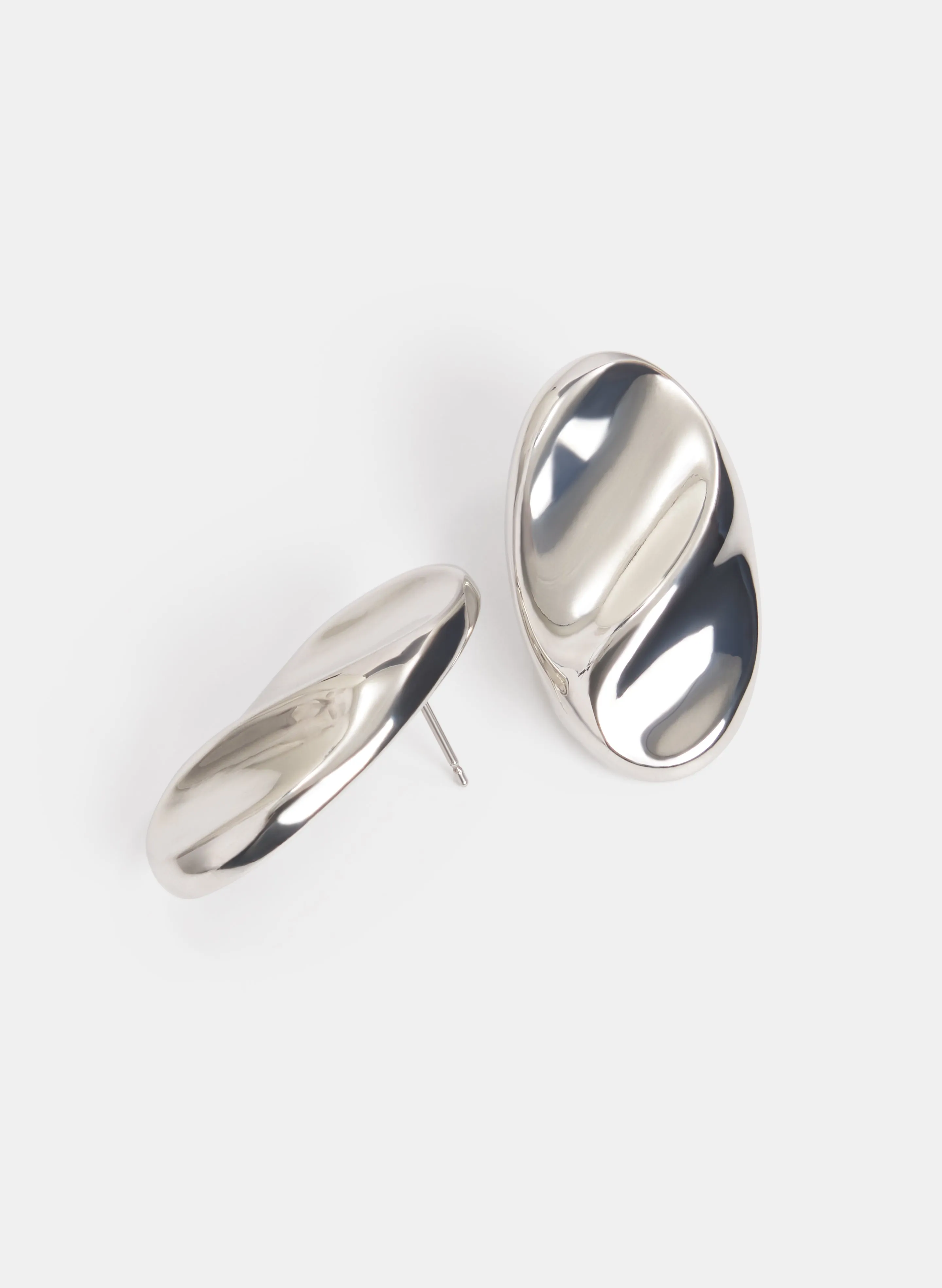 Grooved Oval Earrings sold by Laura product image thumbnail 2
