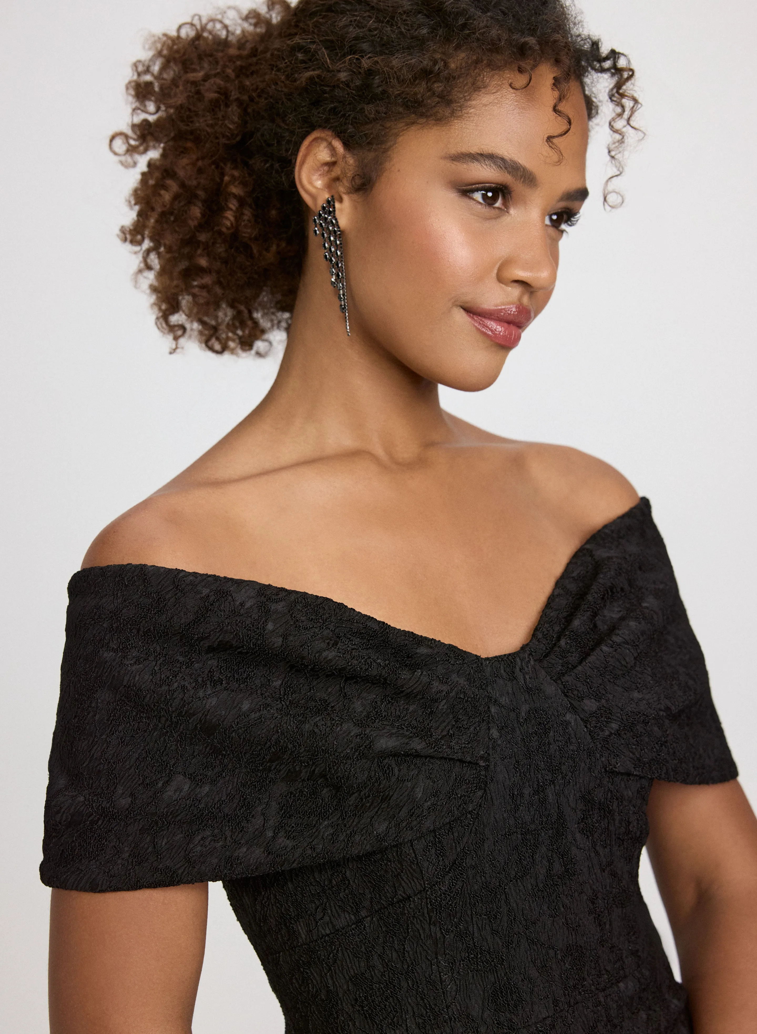 Off-The-Shoulder Textured Dress sold by Laura product image thumbnail 5