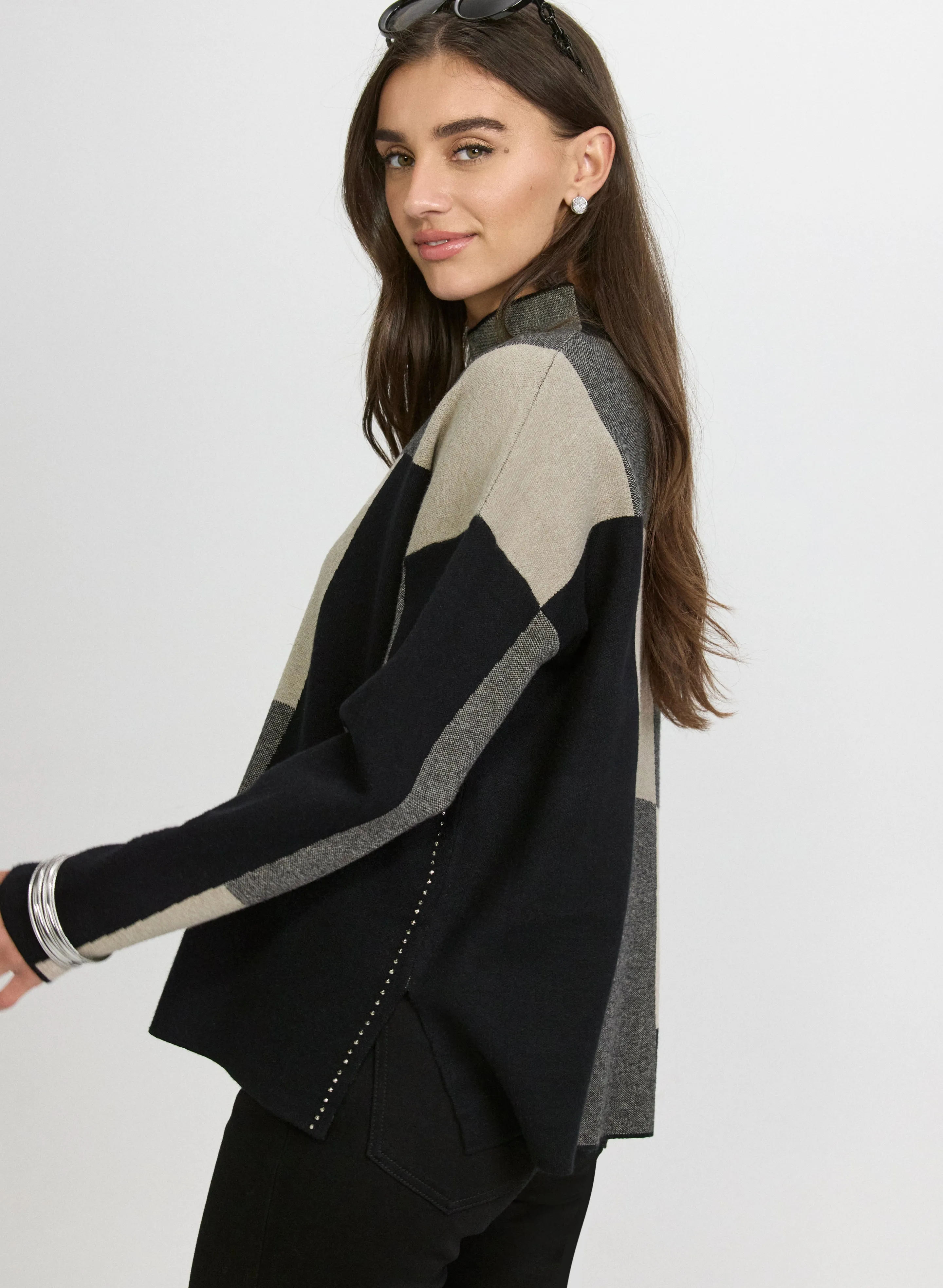 Colour Block Sweater sold by Laura product image thumbnail 2