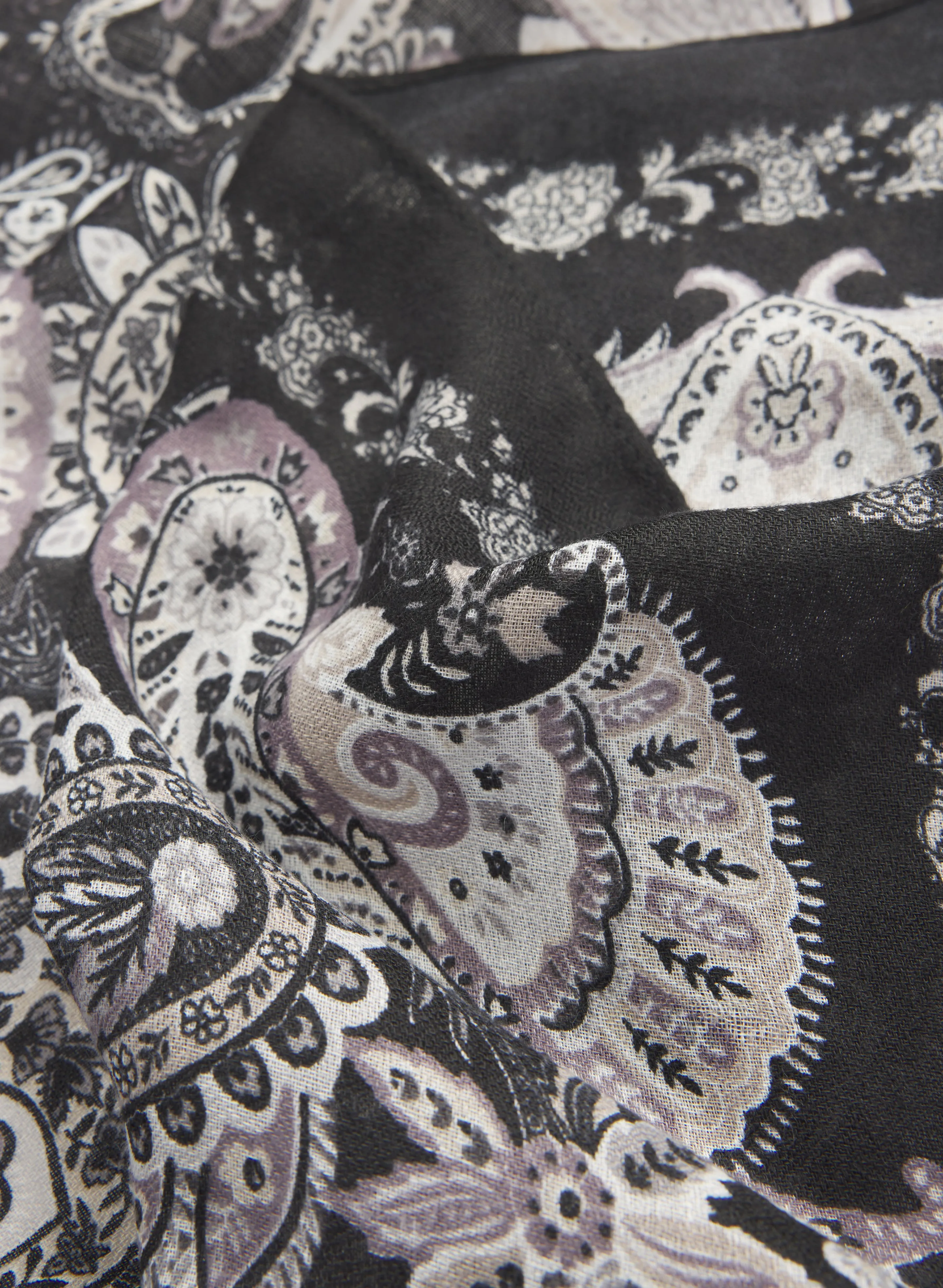 Paisley Scarf sold by Laura product image thumbnail 2