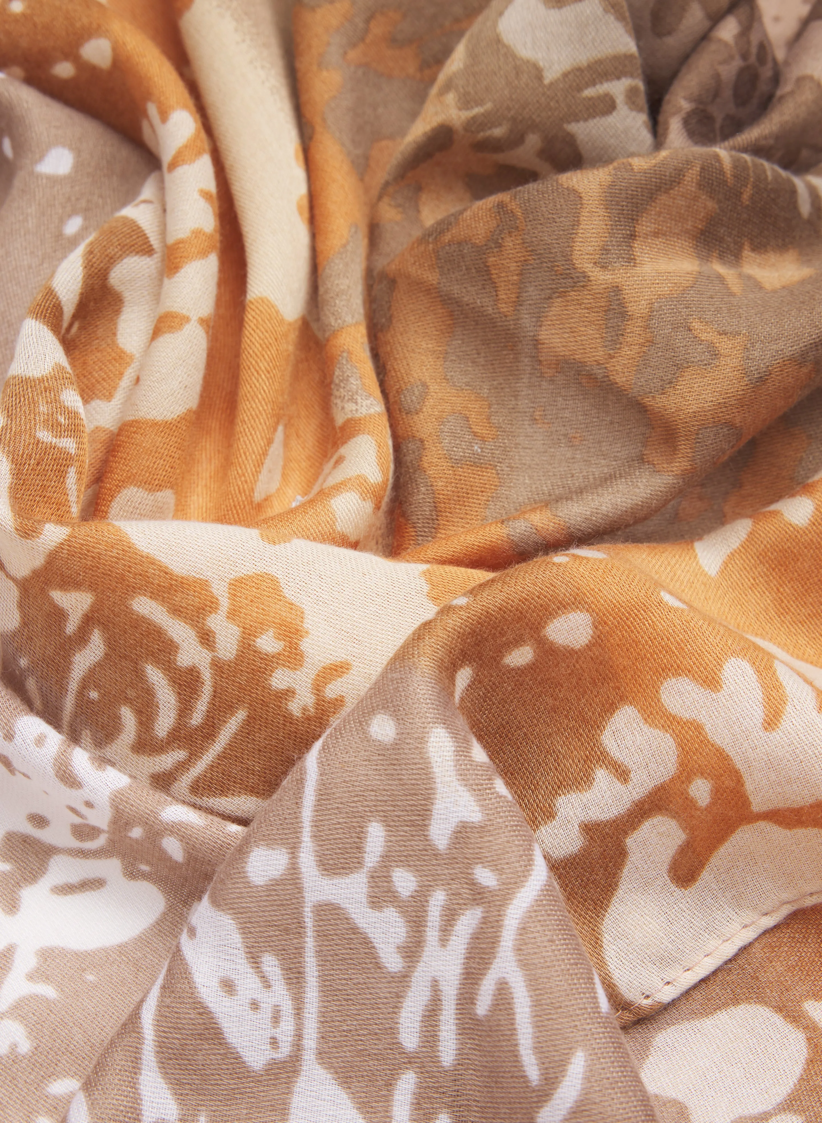 Leaf Print Scarf sold by Laura product image thumbnail 2