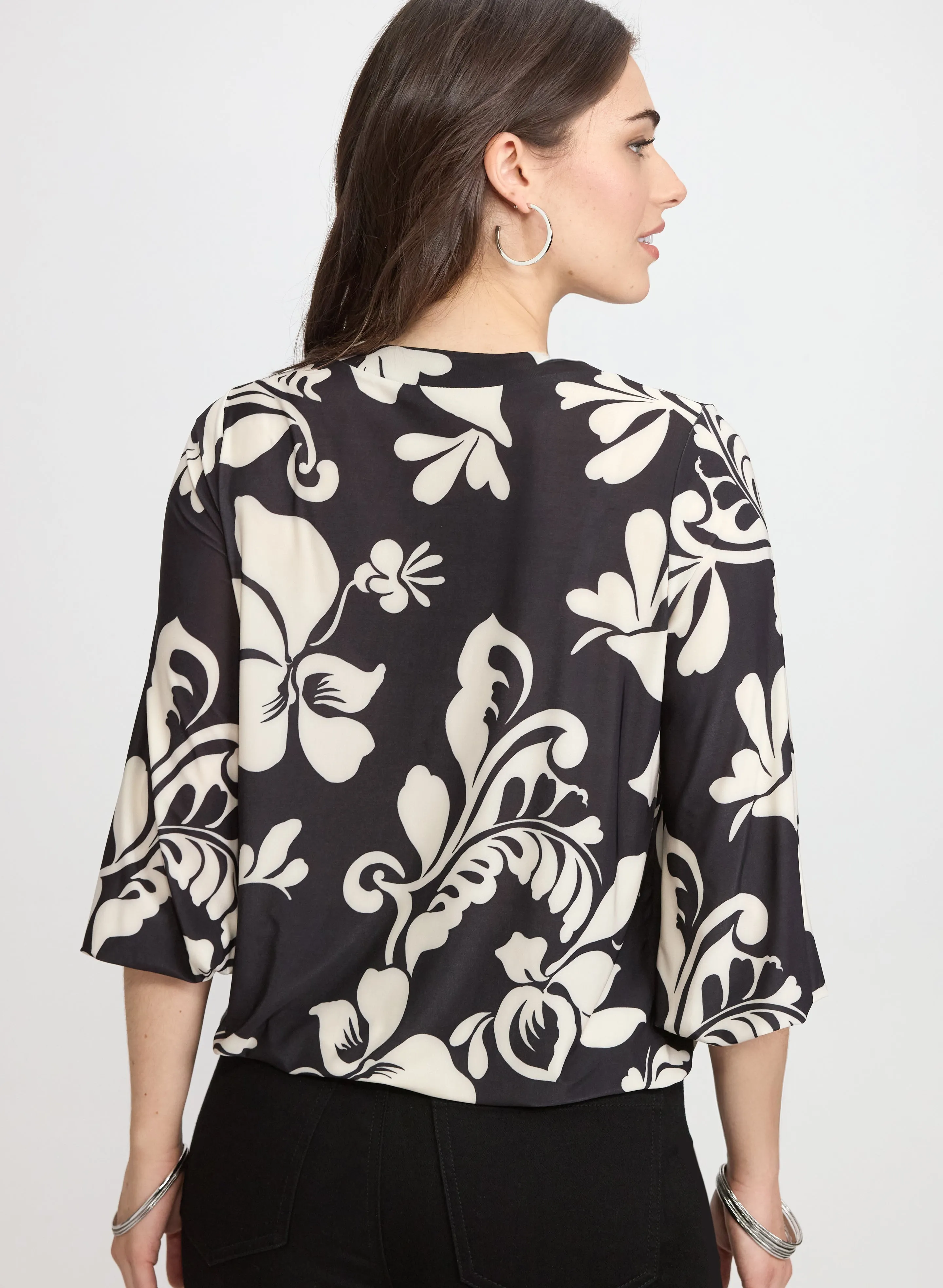 Floral Drawstring Top sold by Laura product image thumbnail 4