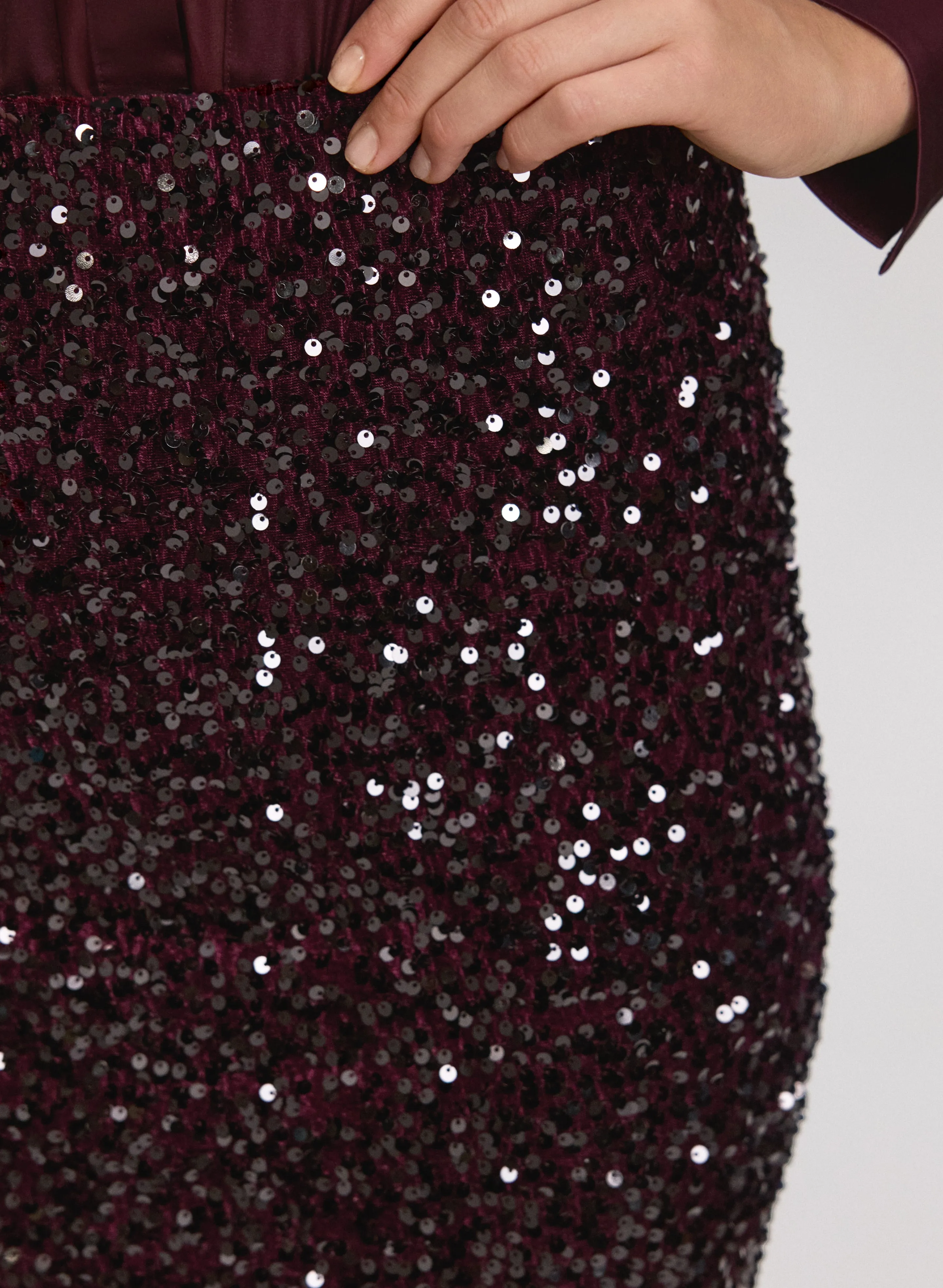 Sequin Velvet Pencil Skirt sold by Laura product image thumbnail 5
