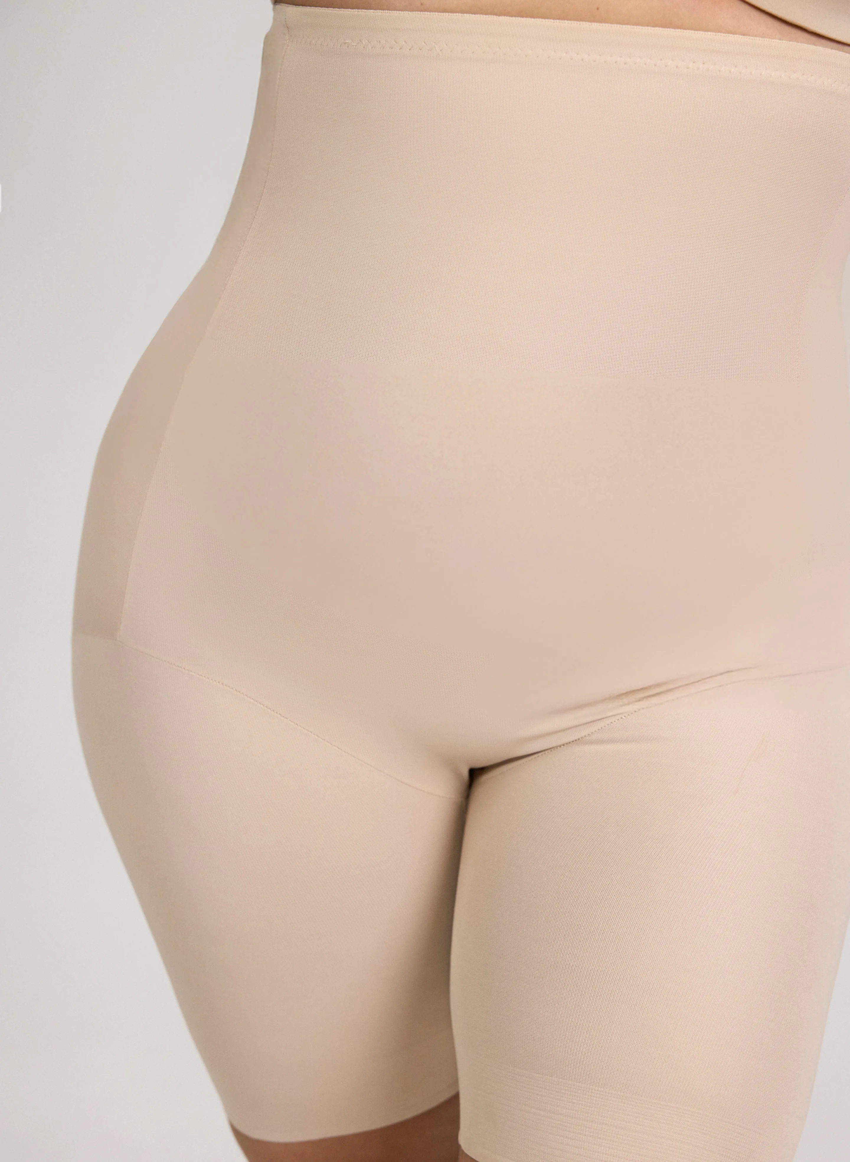 High-Waist Shaping Shorts - Plus sold by Laura product image thumbnail 5