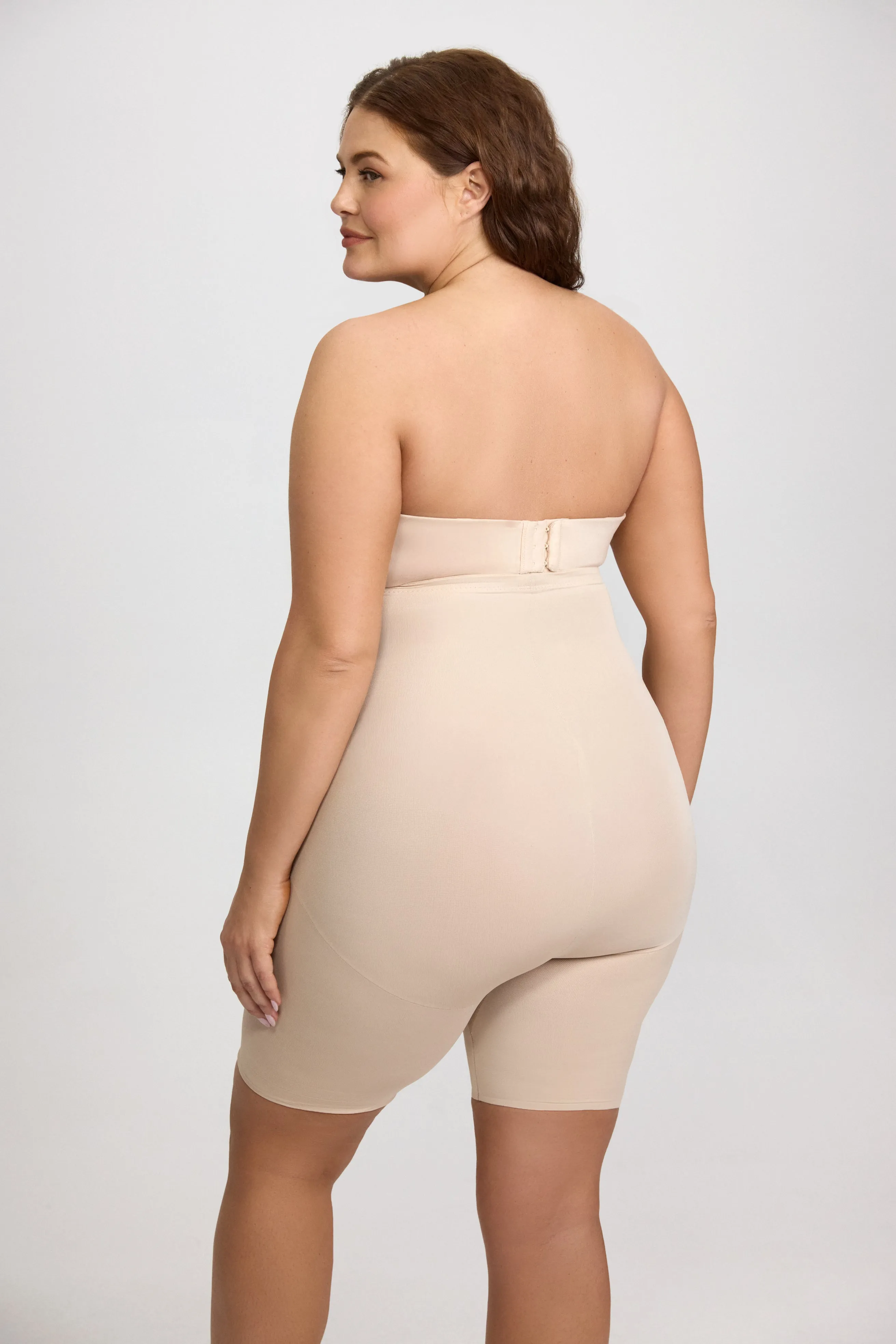 High-Waist Shaping Shorts - Plus sold by Laura product image thumbnail 3