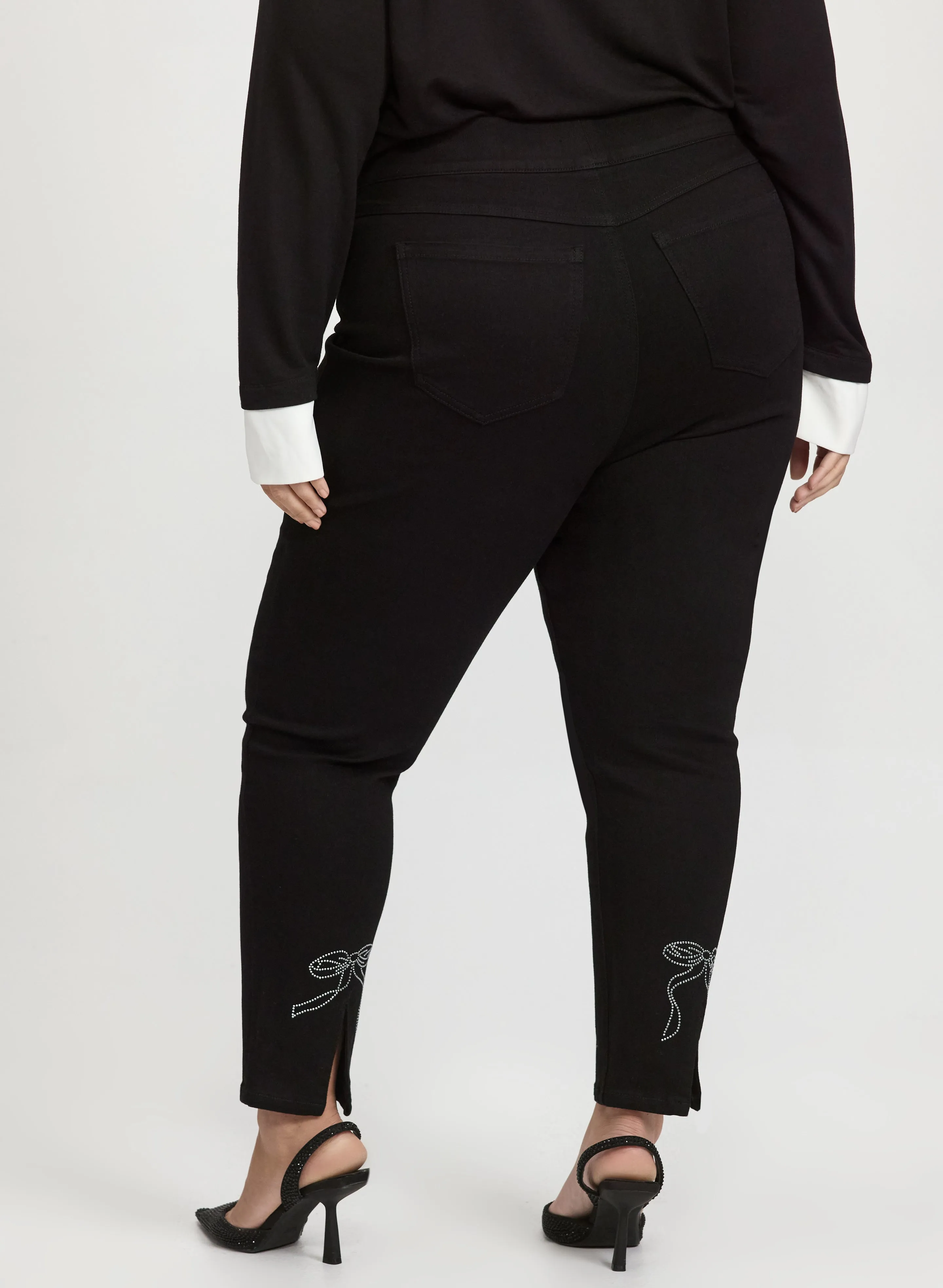 Embellished Bow Detail Jeans sold by Laura product image thumbnail 2