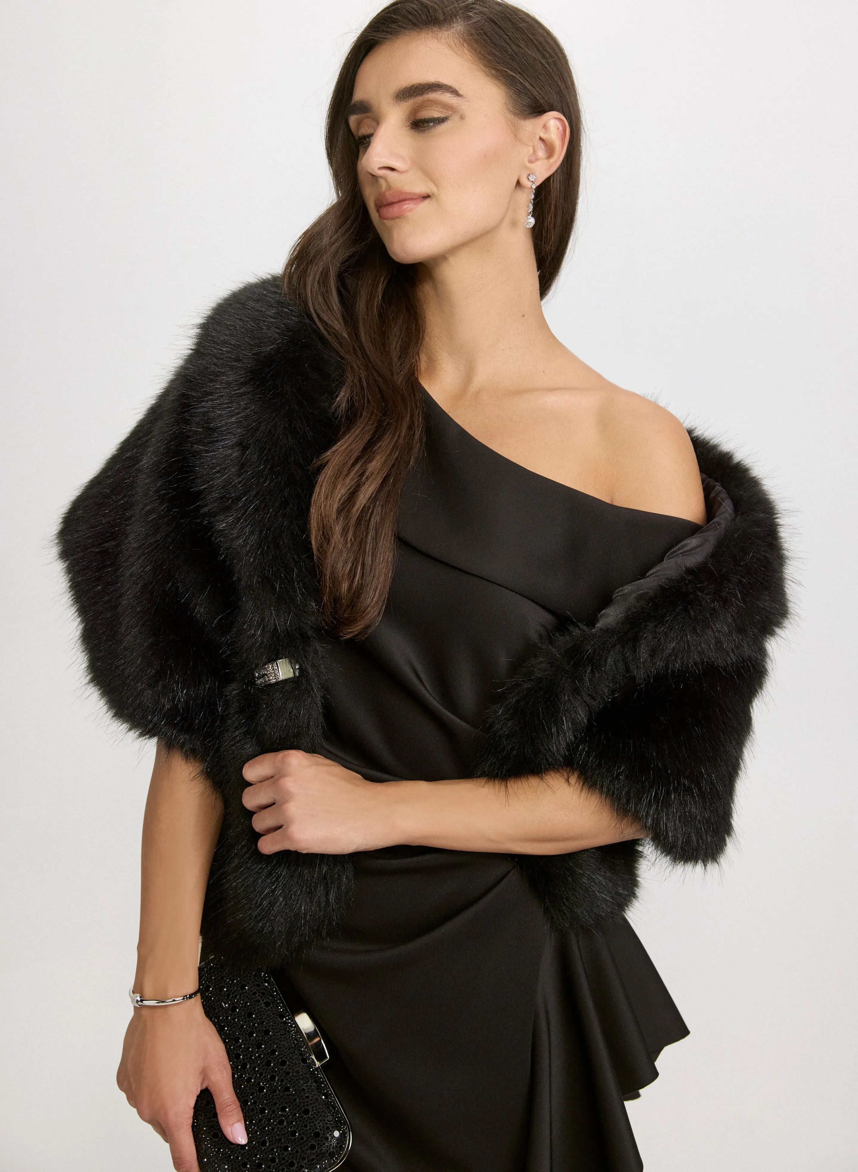 Faux Fur Stole sold by Laura product image thumbnail 2