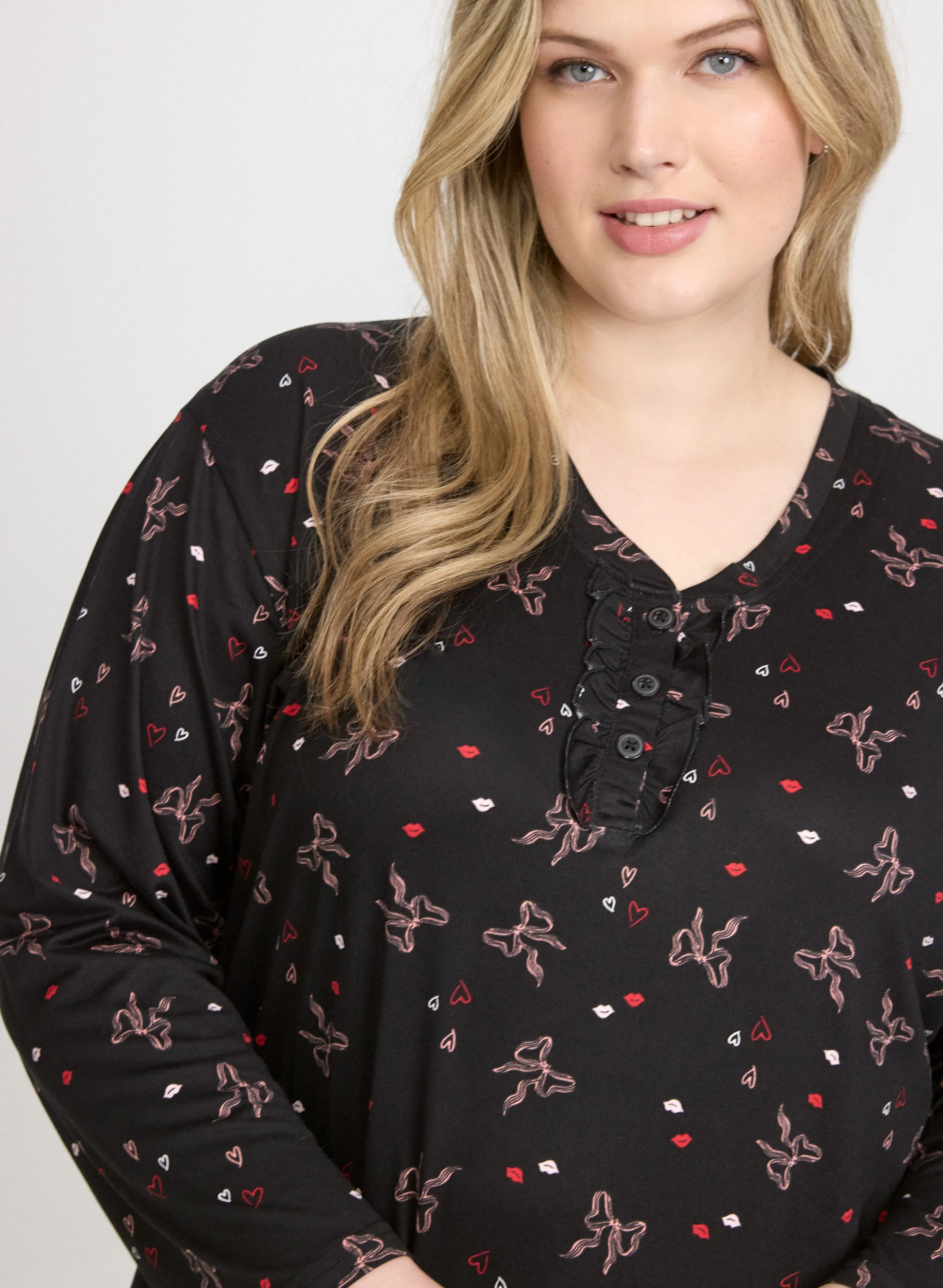 Bow Print Night Gown sold by Laura product image thumbnail 2