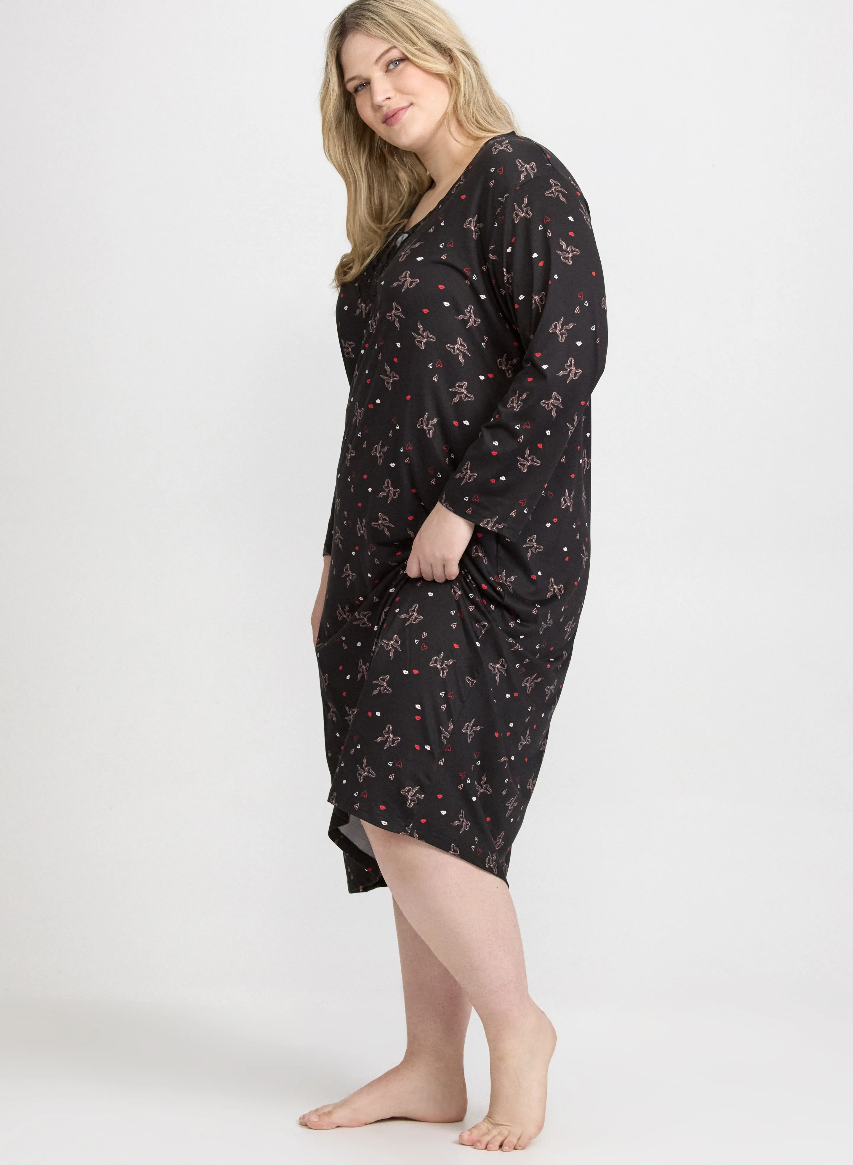 Bow Print Night Gown sold by Laura product image thumbnail 3