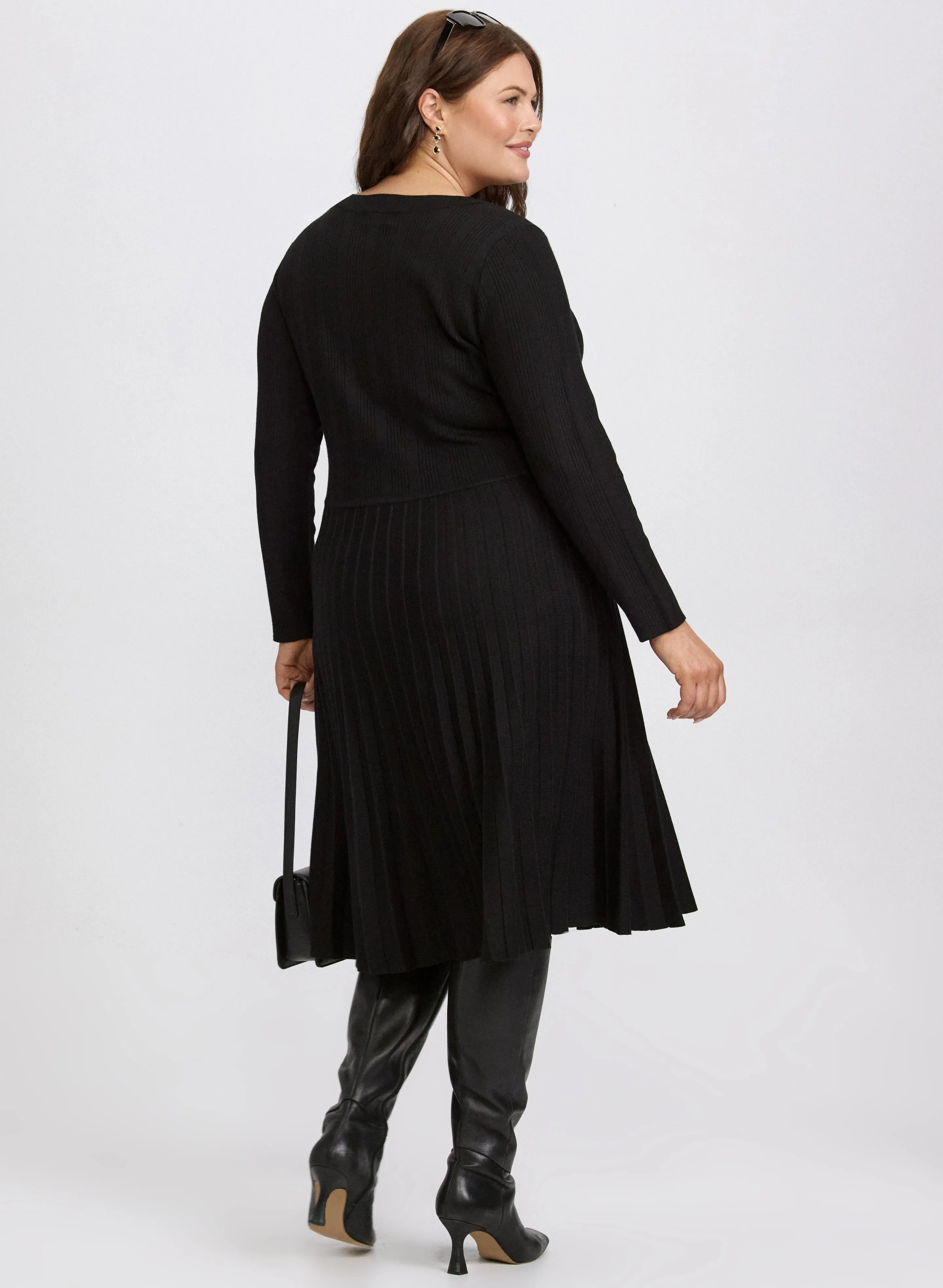 Pleated Sweater Dress sold by Laura product image thumbnail 4